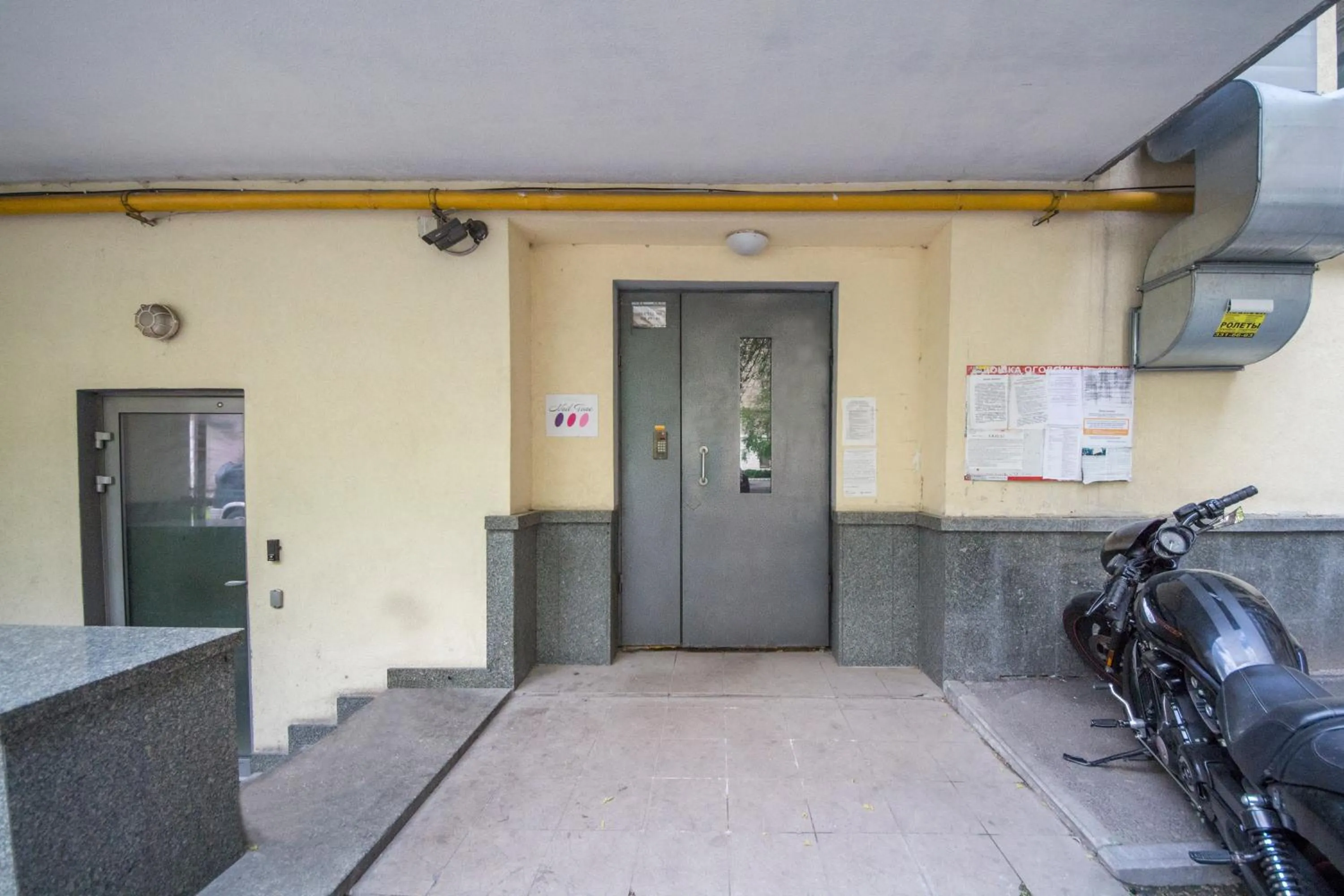 Facade/entrance in Scandinavian Apartments