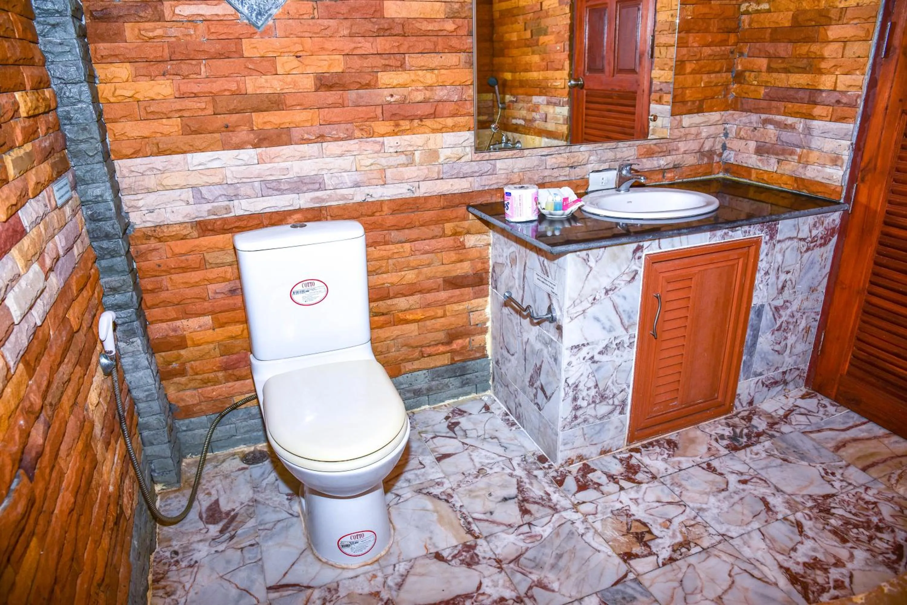 Toilet in Haad Khuad Resort