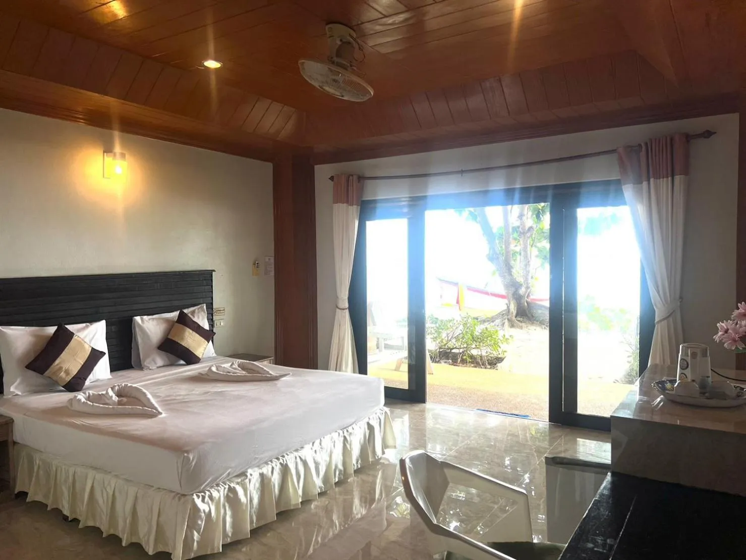 Bedroom in Haad Khuad Resort