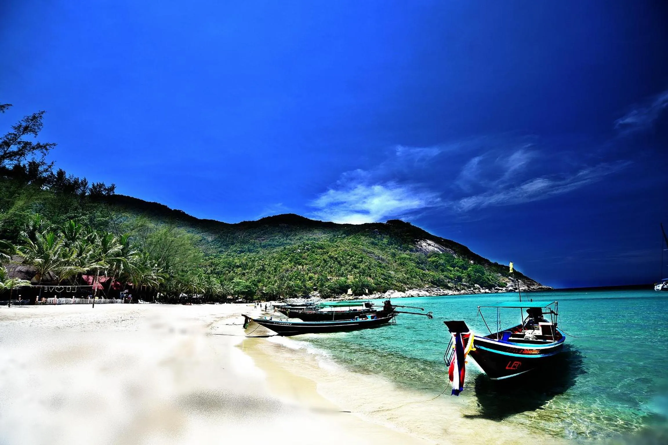 Beach in Haad Khuad Resort