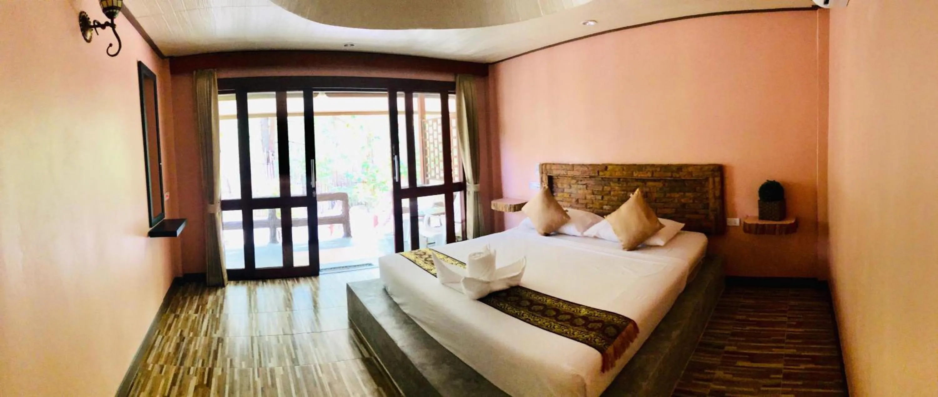 Bedroom in Haad Khuad Resort