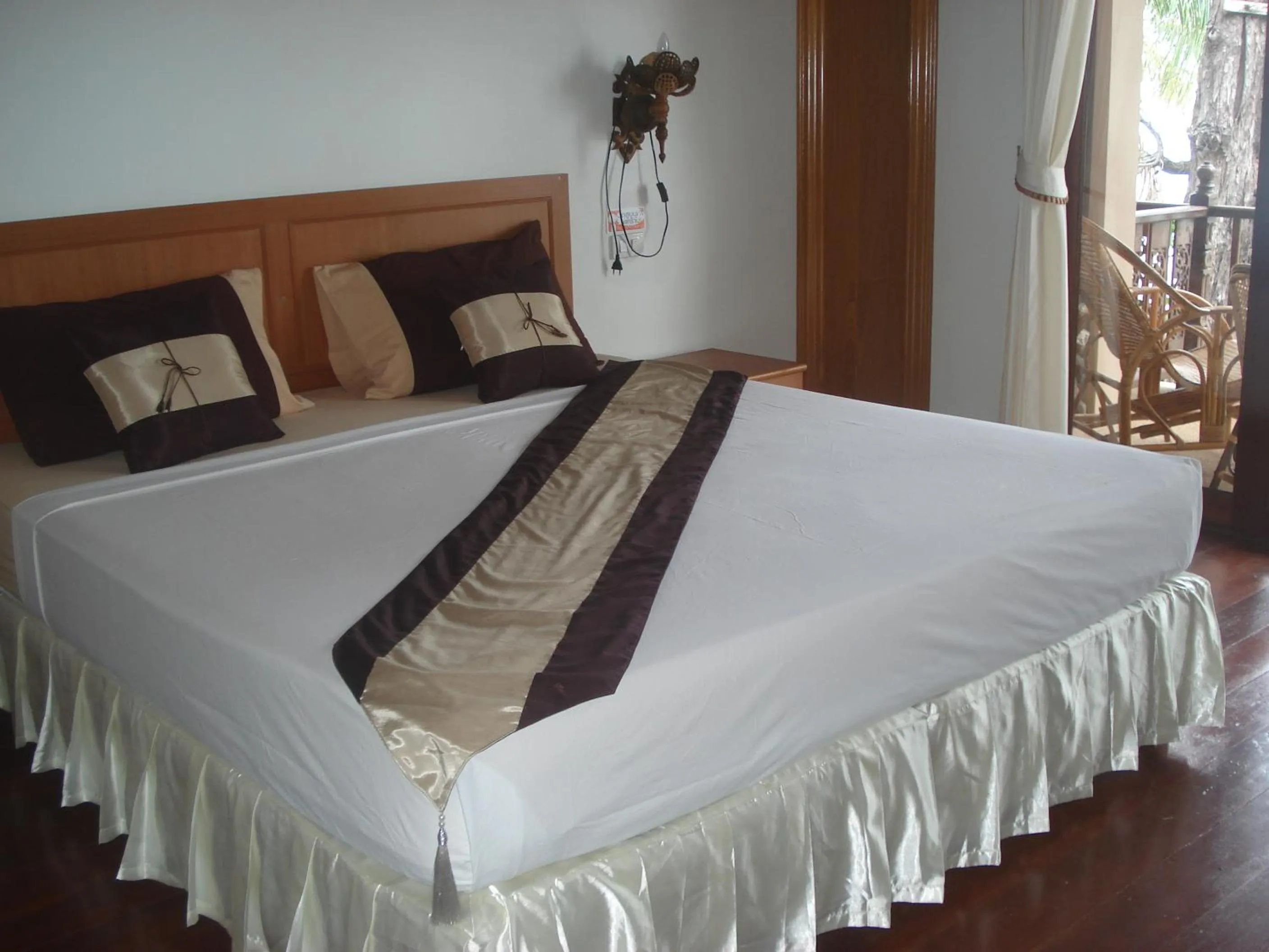 Bed in Haad Khuad Resort