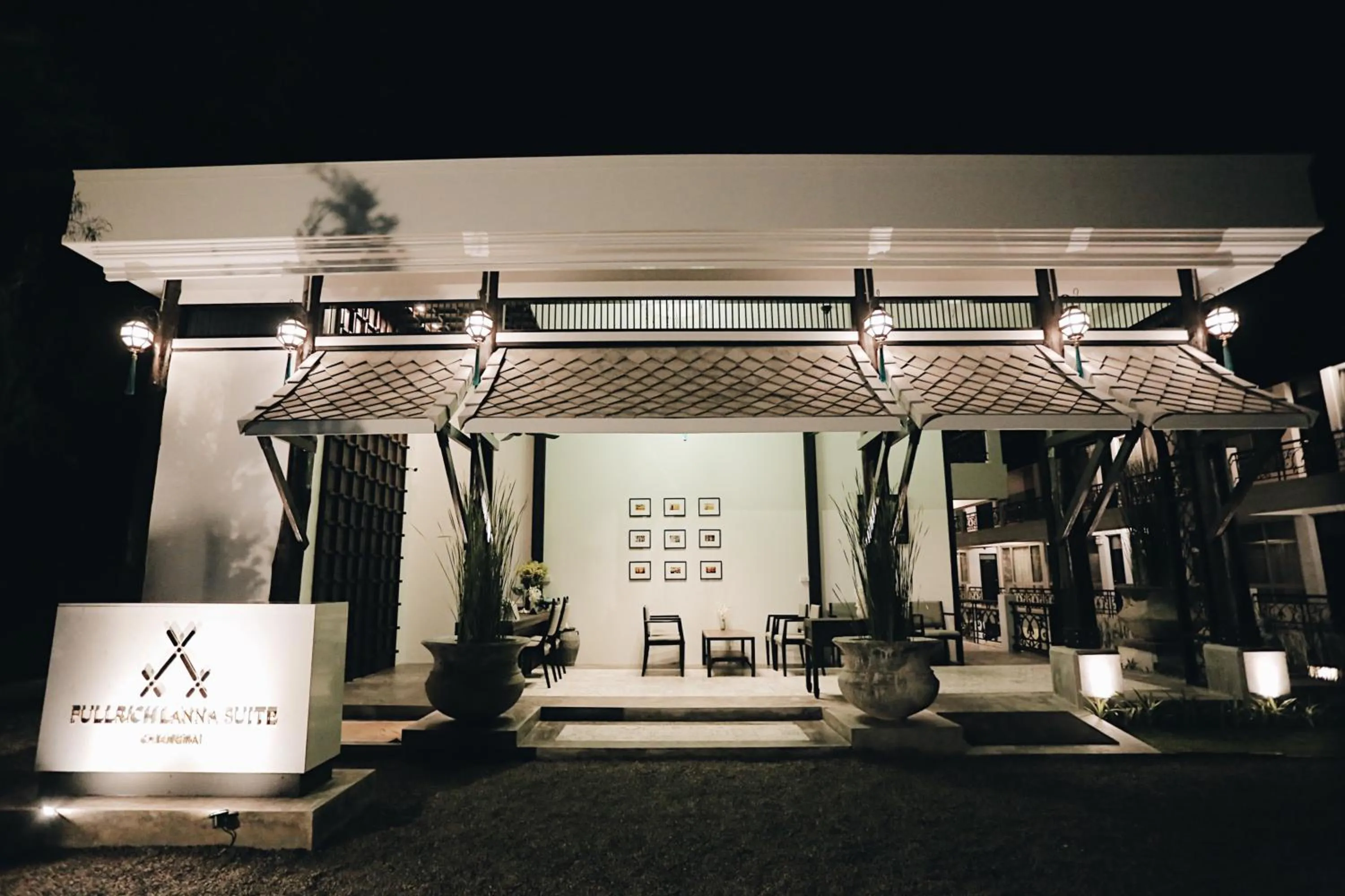 Property building in Fullrich Lanna Suite