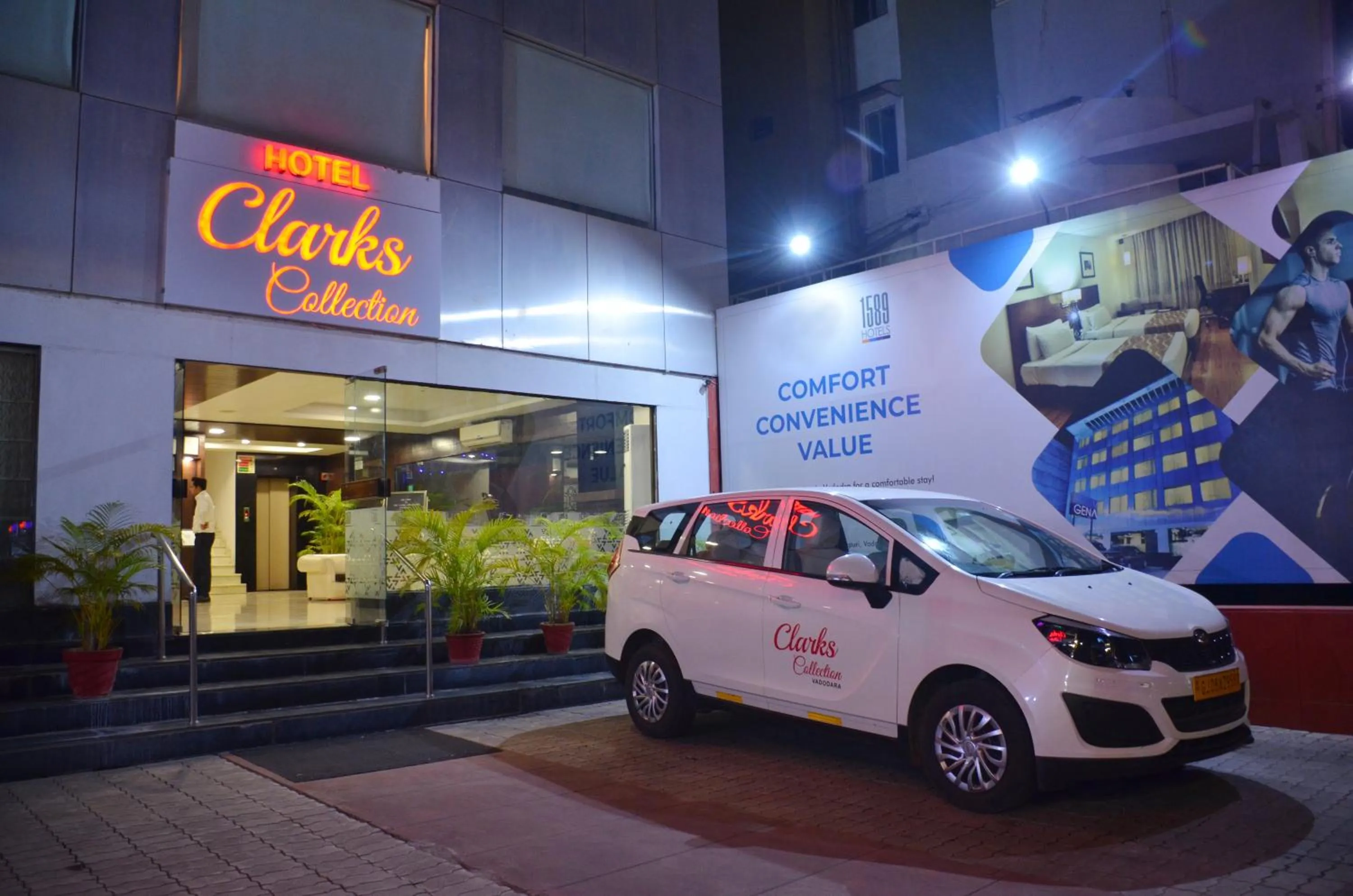 Night in Hotel Clarks Collection Vadodara