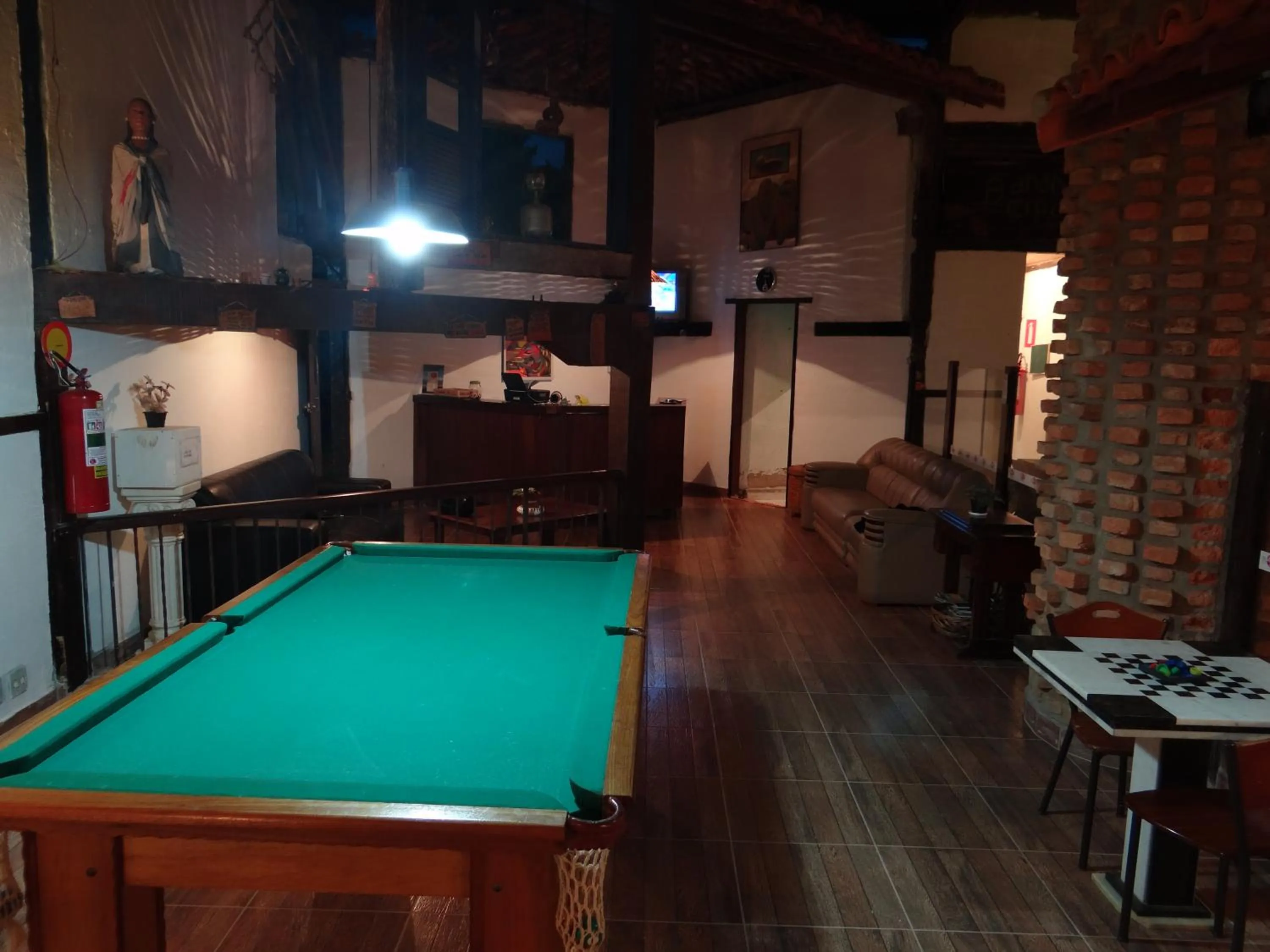 Billiard in Pousada Banana Cipó