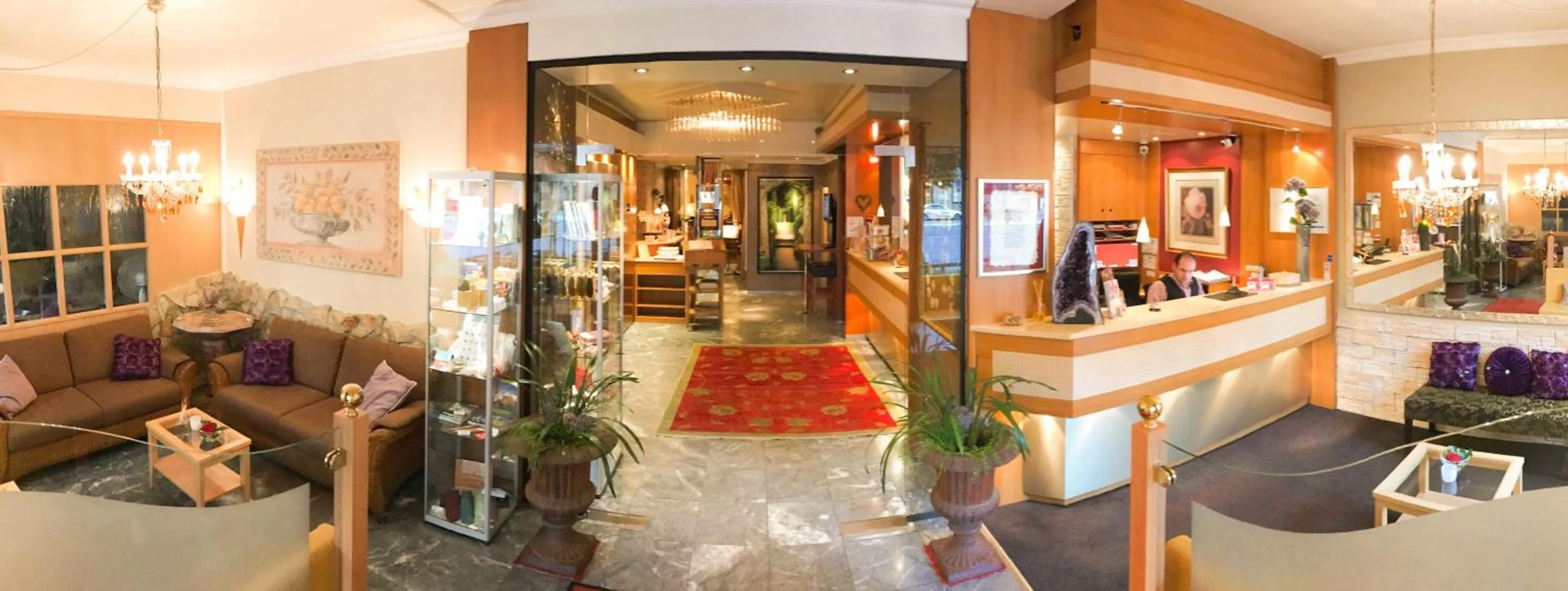 Lobby or reception in City Hotel Ost am Kö