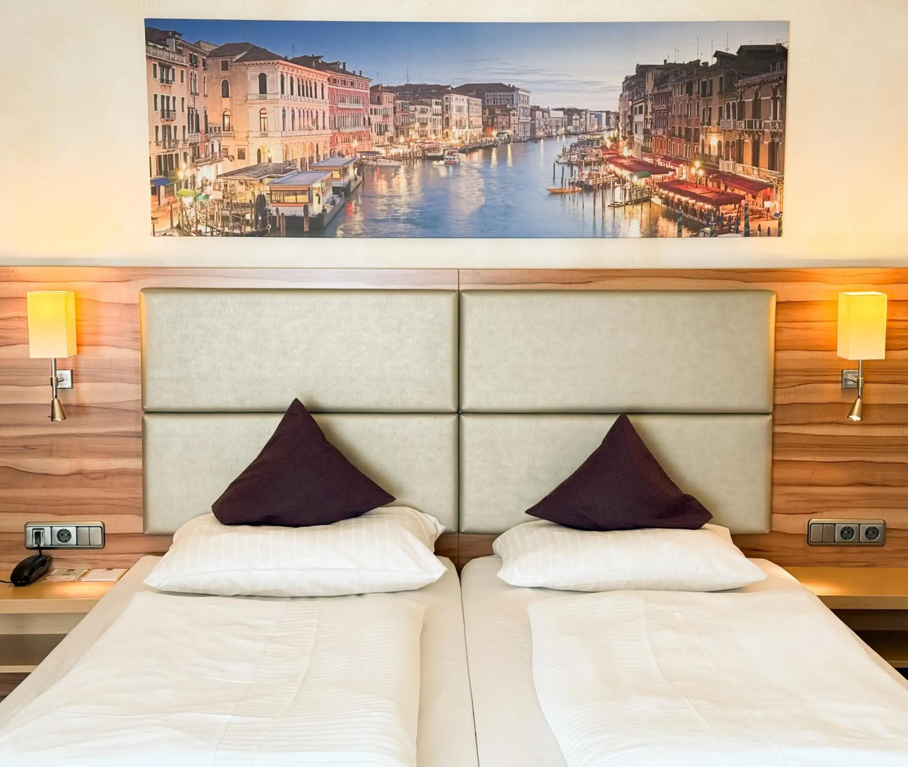 Superior Single Room - single occupancy in City Hotel Ost am Kö Superior Single Room - single occupancy in City Hotel Ost am Kö