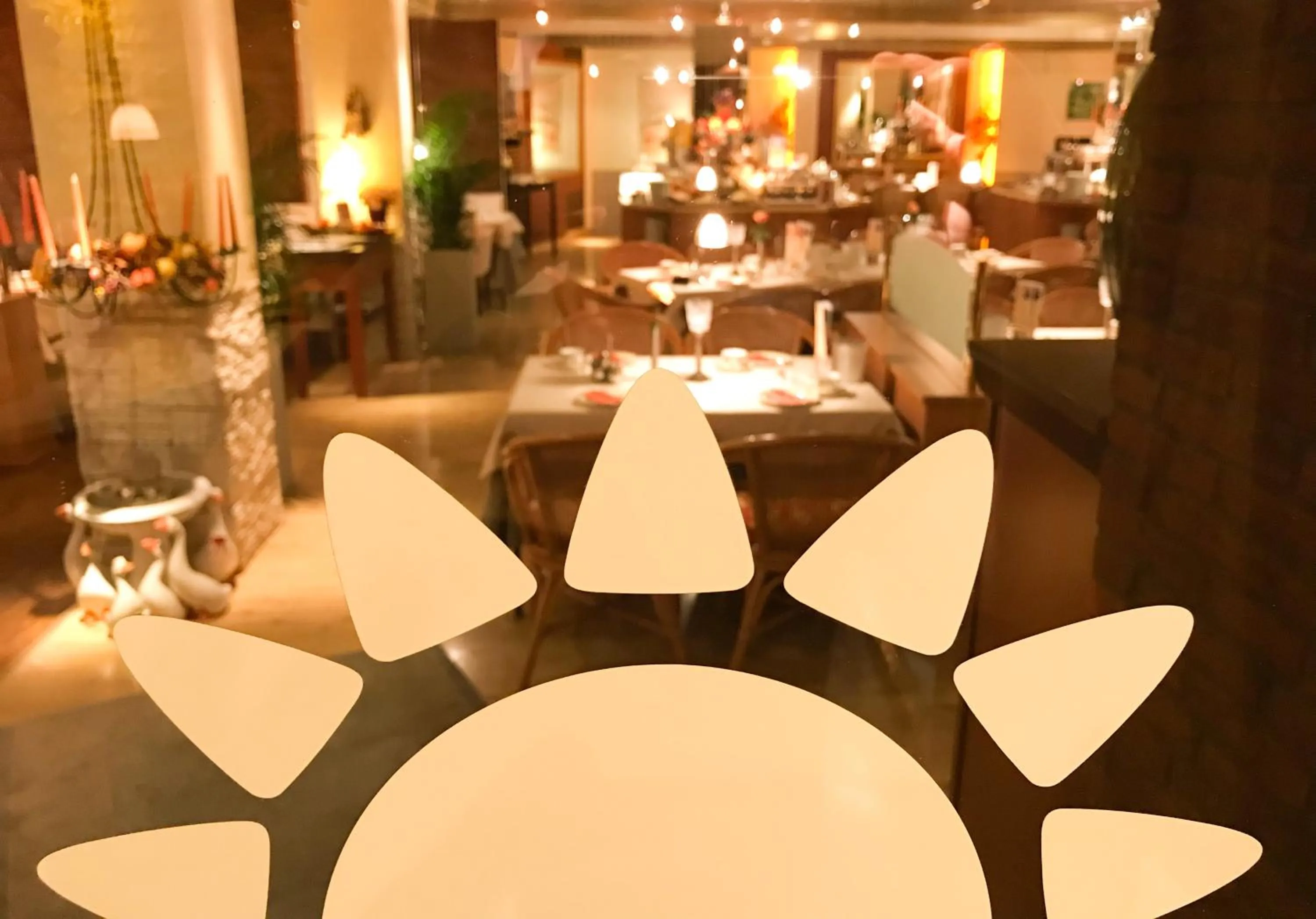 Restaurant/places to eat in City Hotel Ost am Kö