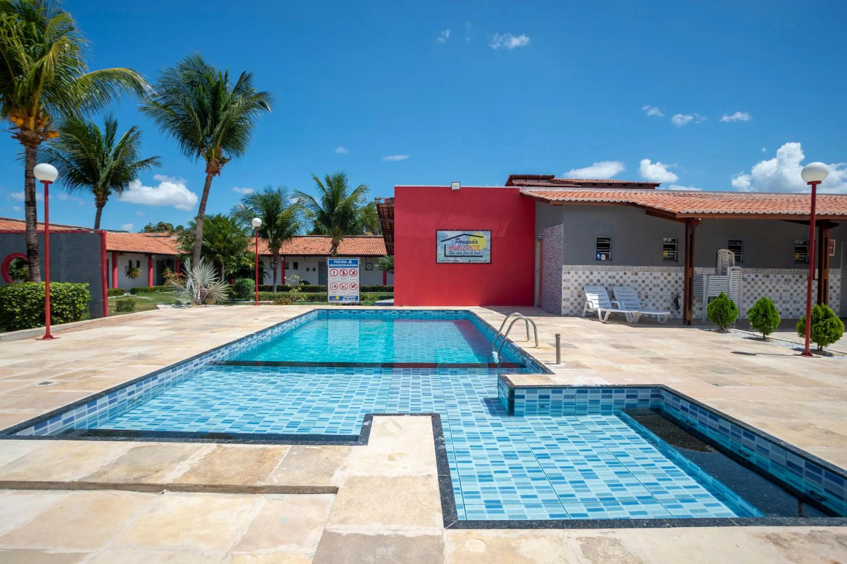 Property building in OYO Pousada Horizonte