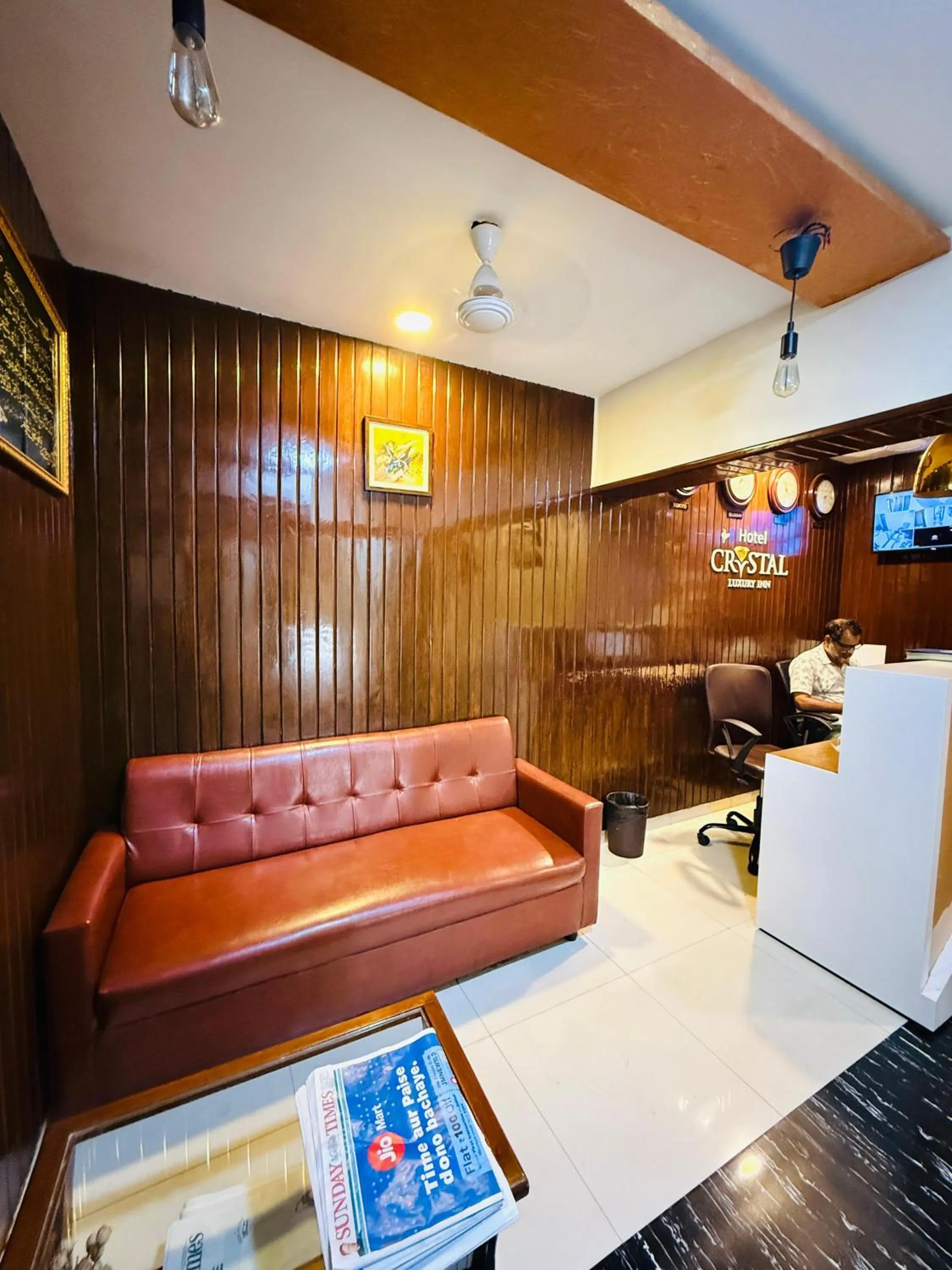 Lobby or reception in Hotel Crystal Luxury Inn- Bandra
