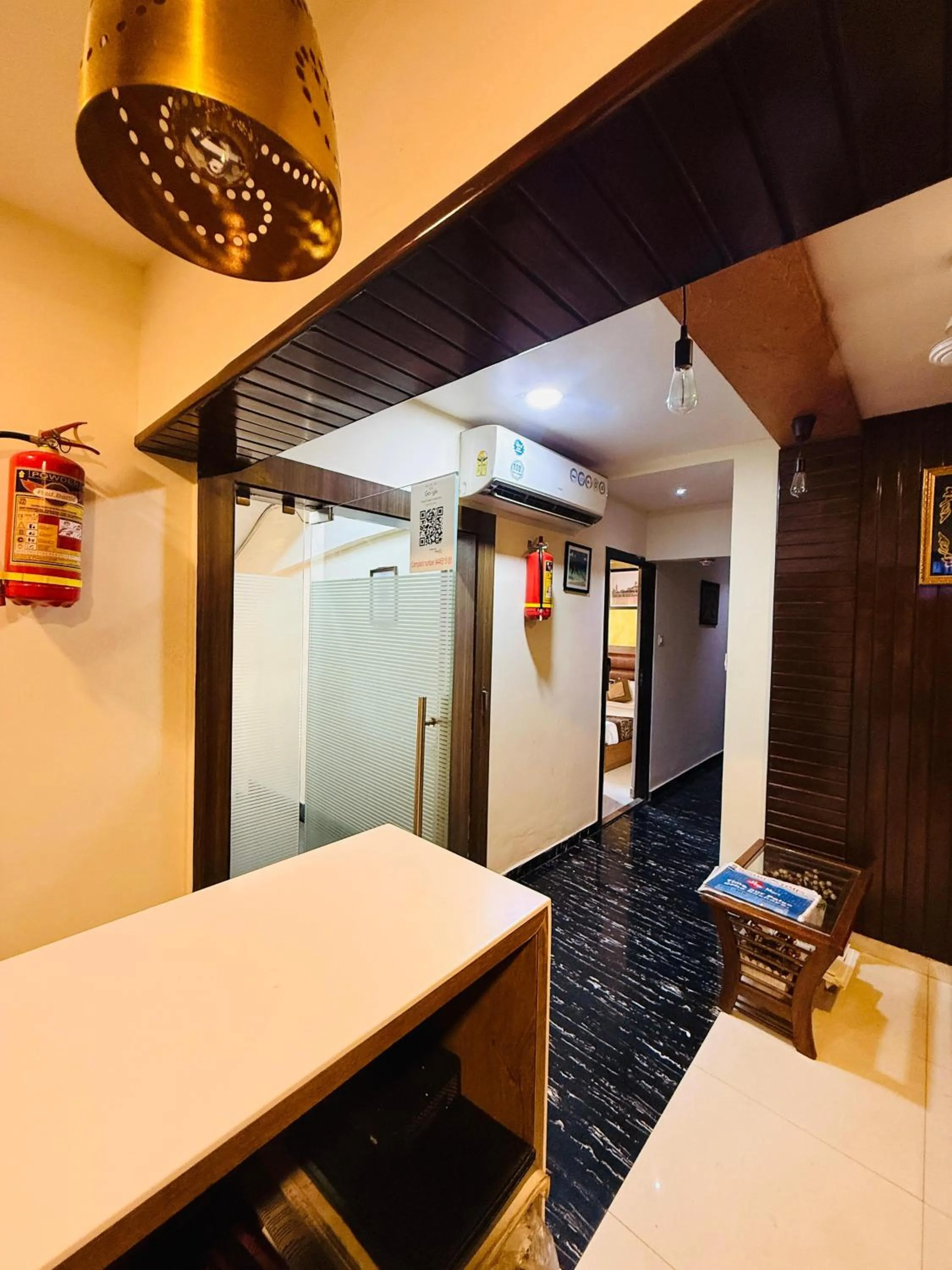 Lobby or reception, Bed in Hotel Crystal Luxury Inn- Bandra