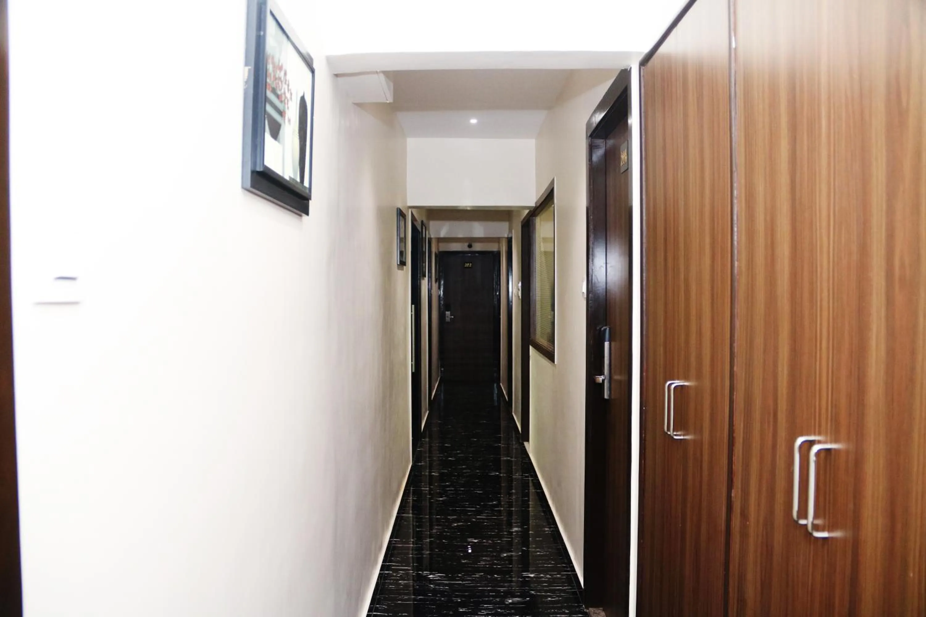 Lobby or reception in Hotel Crystal Luxury Inn- Bandra