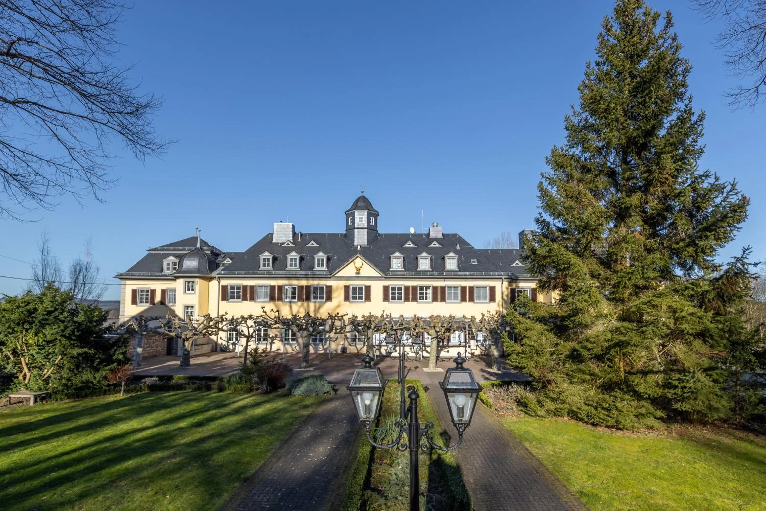 Property building in Jagdschloss Hotel Niederwald