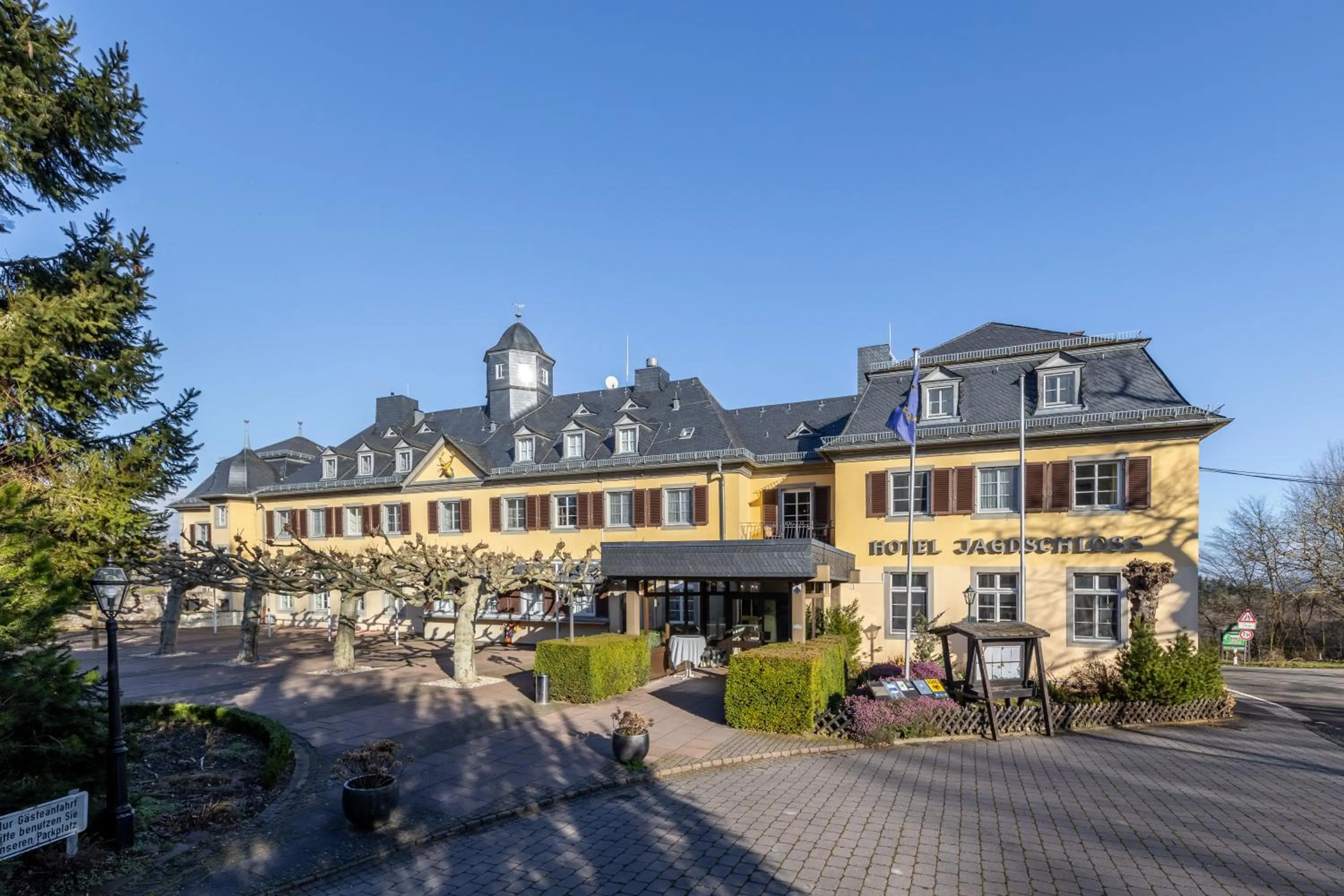 Property building in Jagdschloss Hotel Niederwald