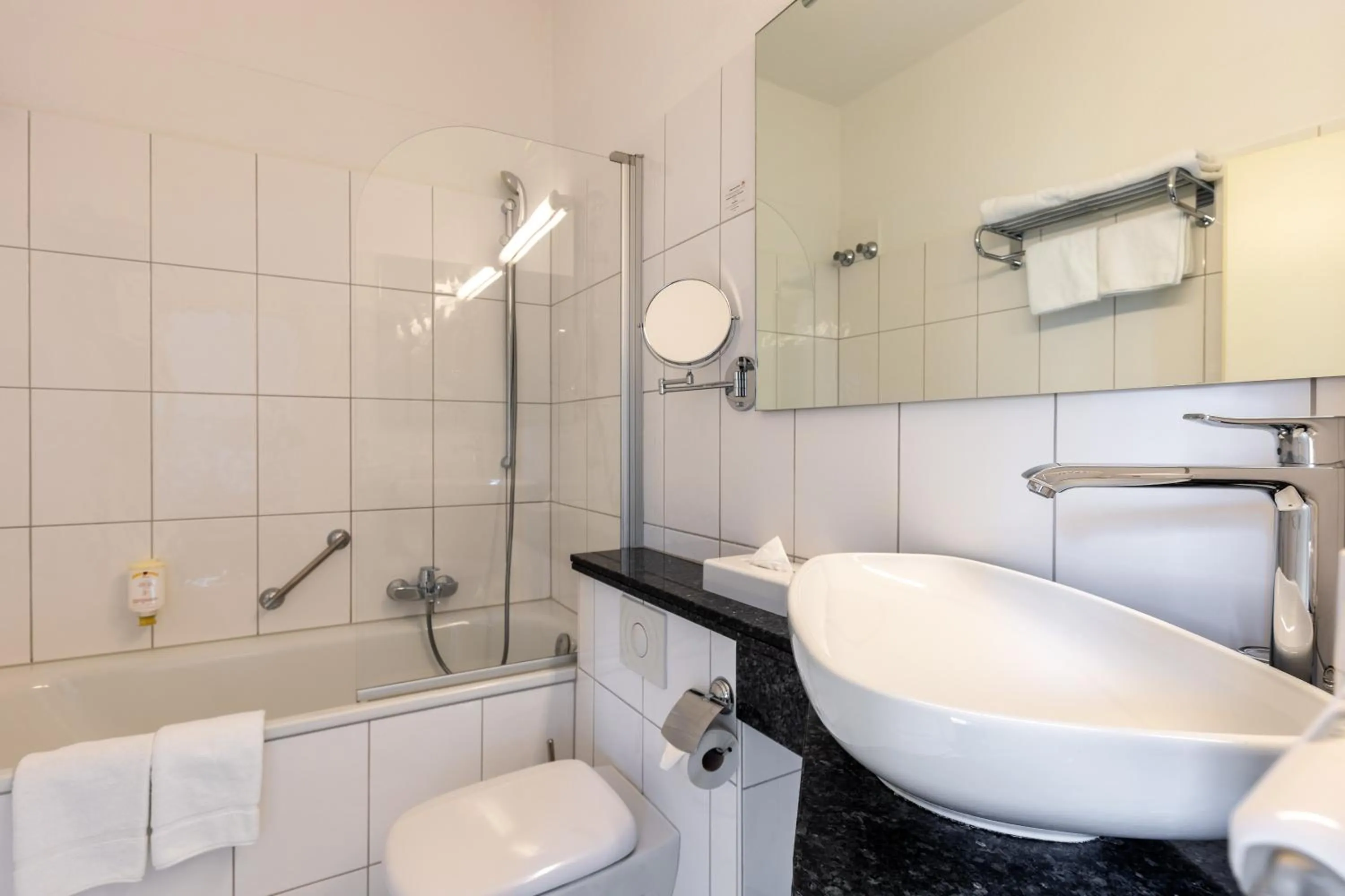 Bathroom in Jagdschloss Hotel Niederwald