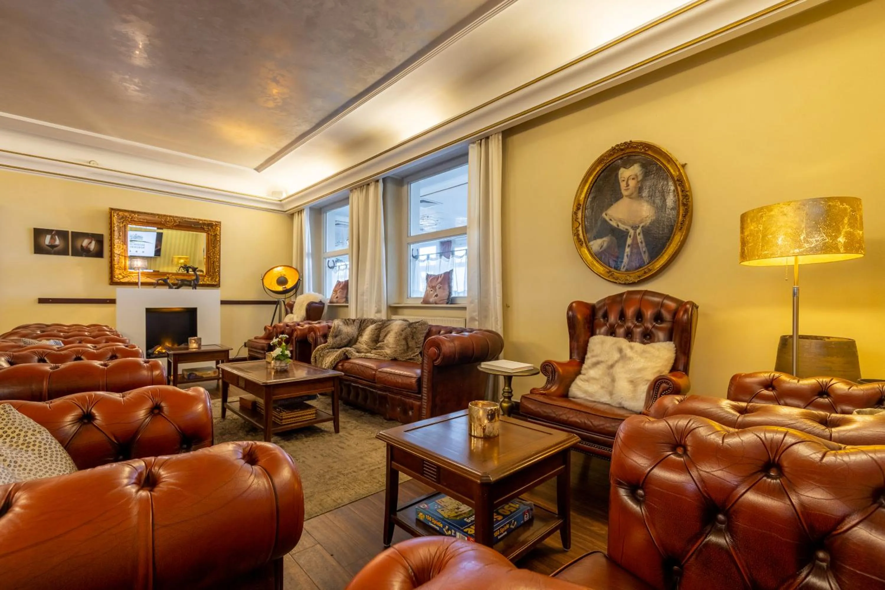 Lobby or reception in Jagdschloss Hotel Niederwald