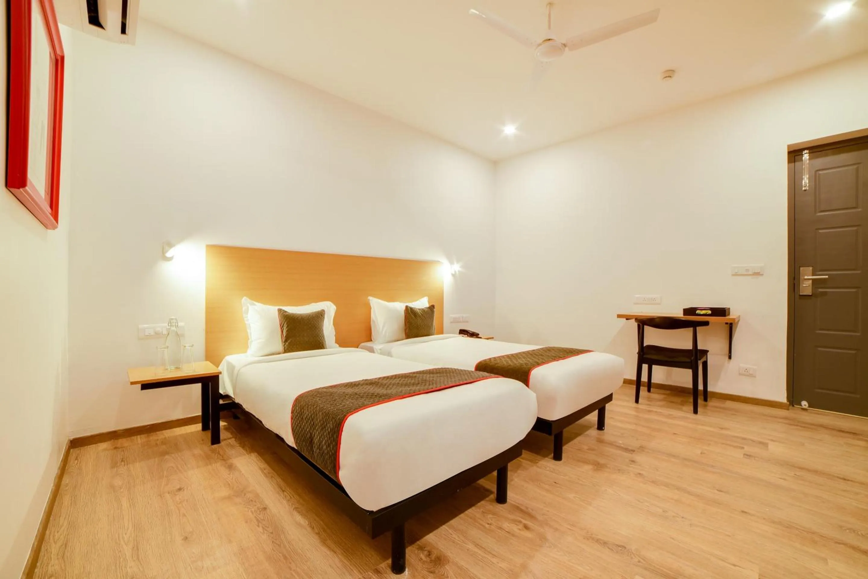 Bedroom, Bed in Super Townhouse Hosur Main Road Bommanahalli Near Gopalan Innovation Mall