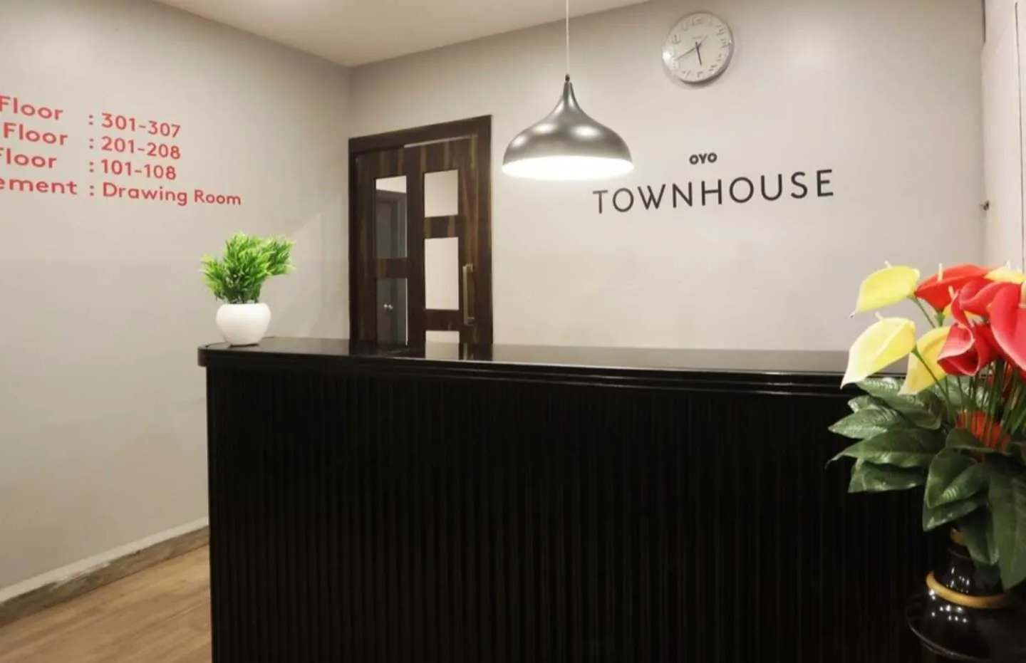 Lobby or reception in Super Townhouse Swain Heritage