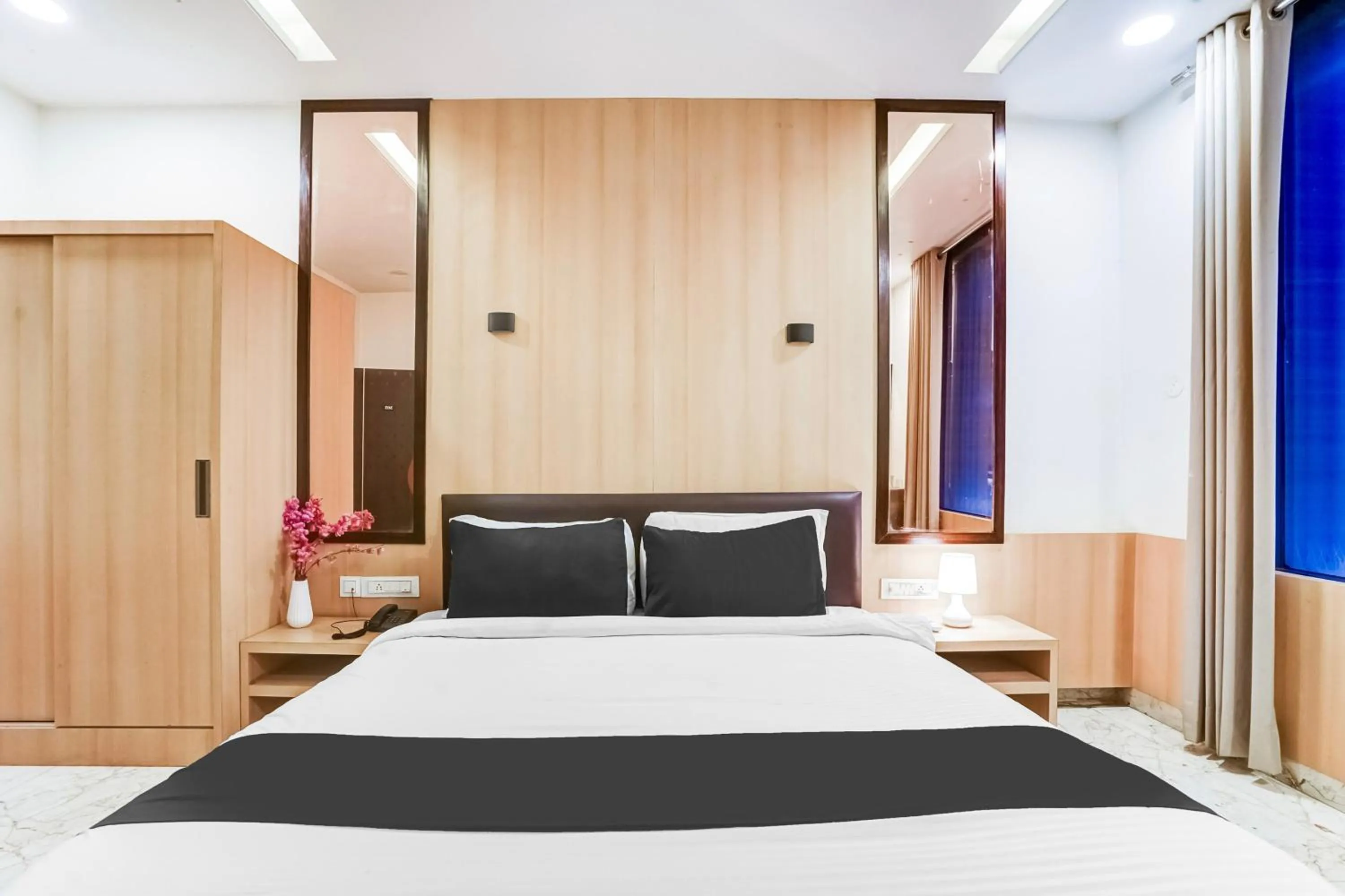 Bedroom, Bed in Super Townhouse Jagatpura Formerly Hotel Soft Patel