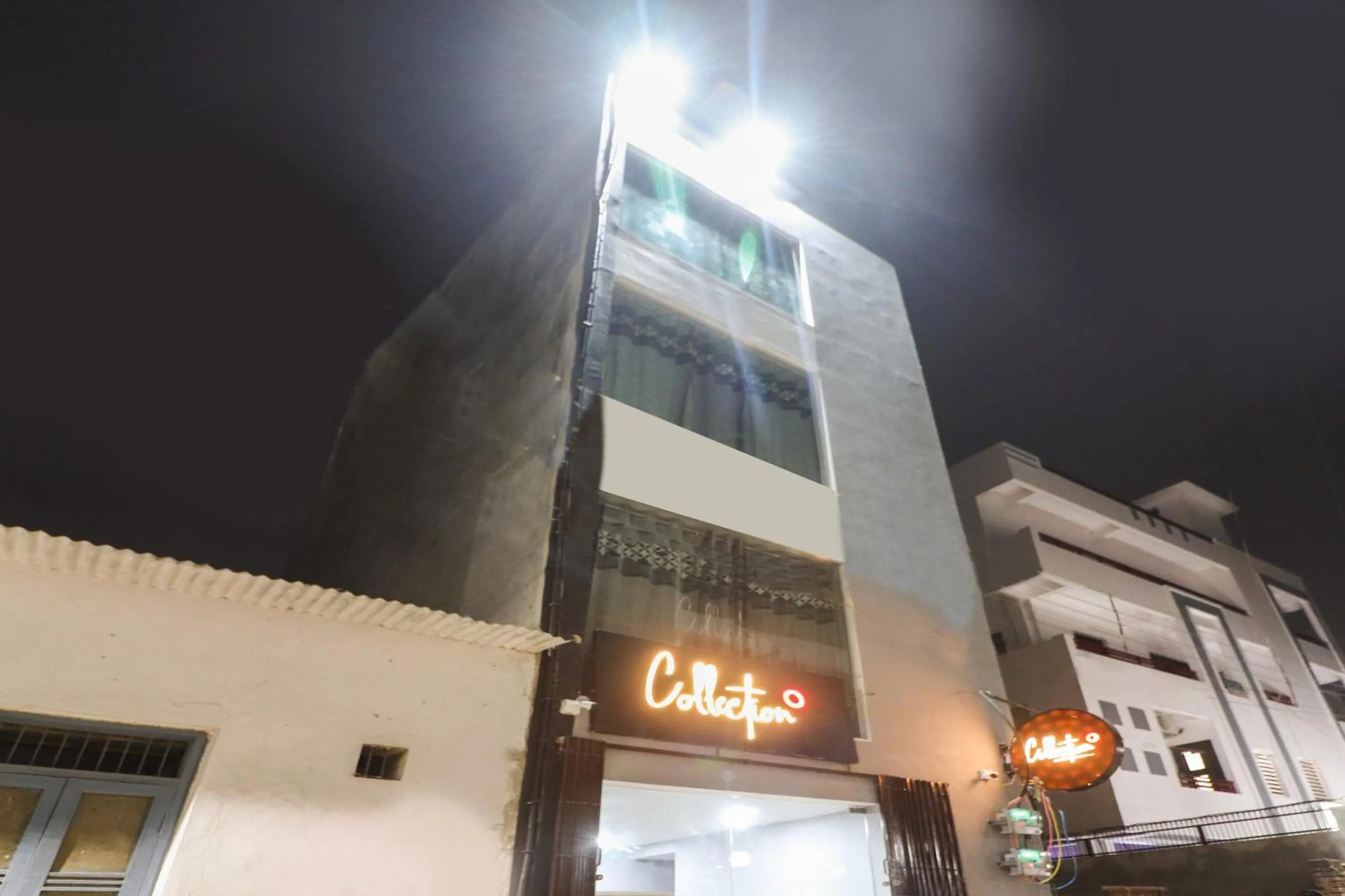 Facade/entrance in Super Collection O Sonica Gold Civil Lines