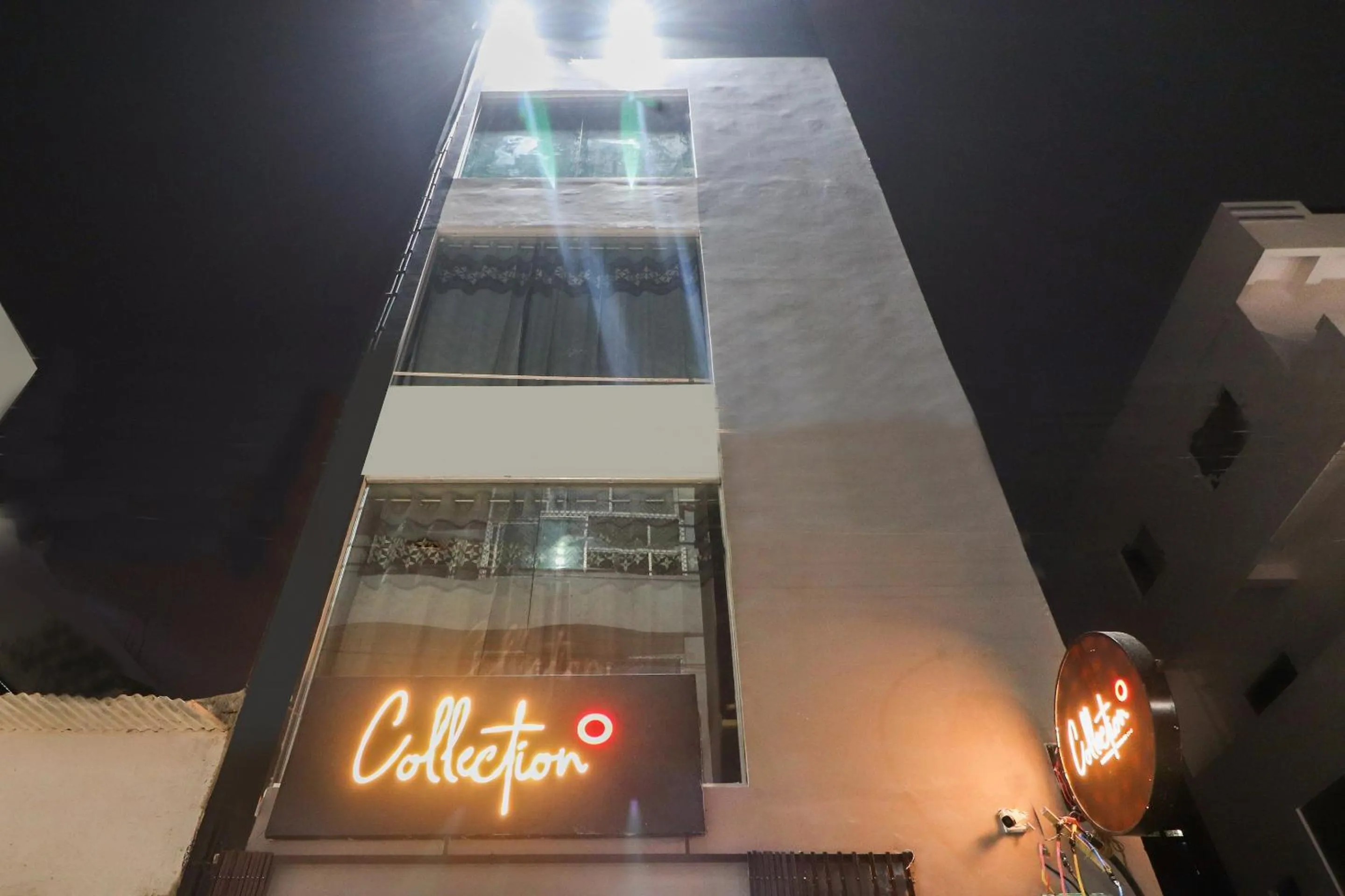 Facade/entrance in Super Collection O Sonica Gold Civil Lines