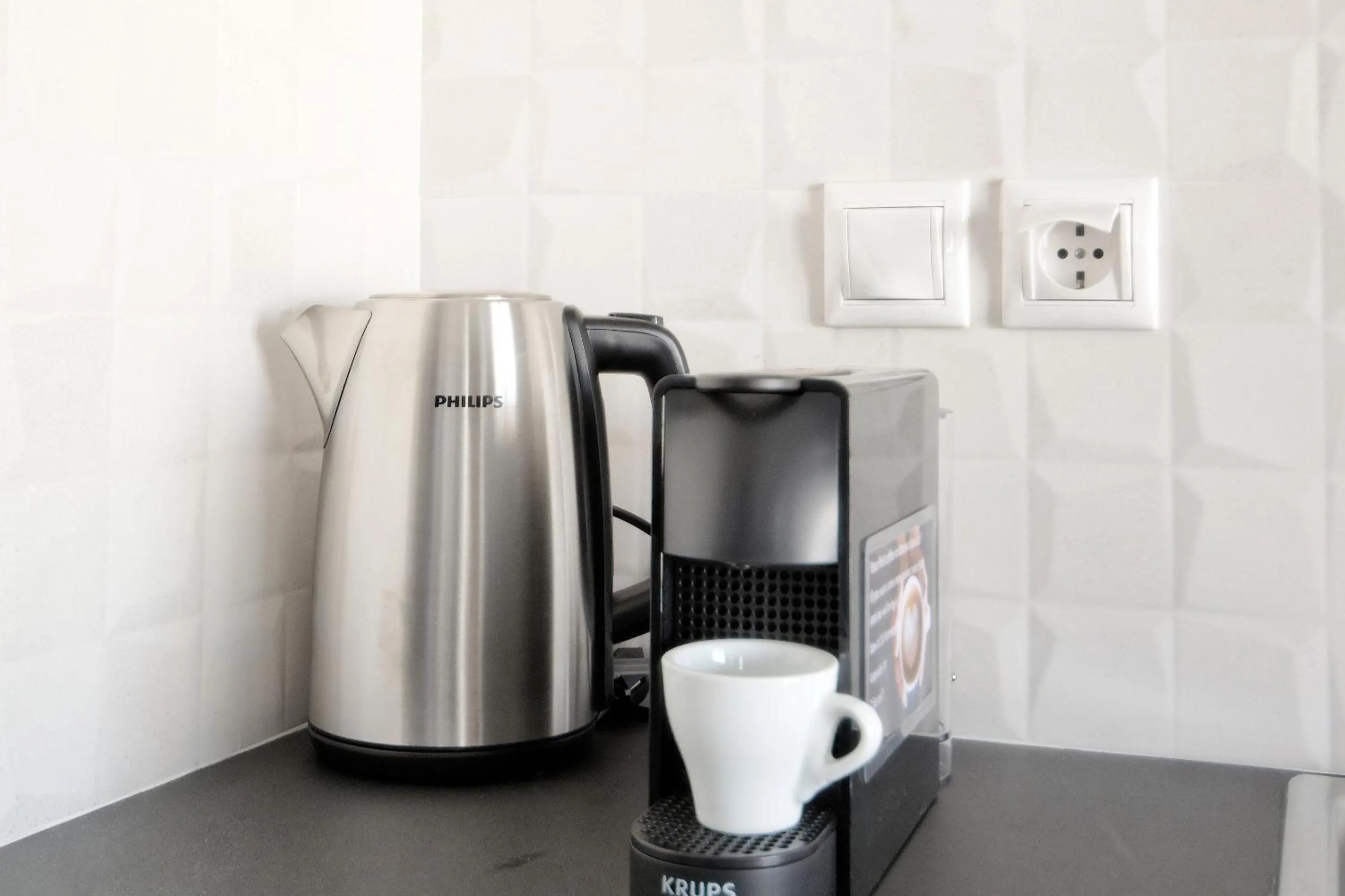 Coffee/tea facilities in Poseidon Residence