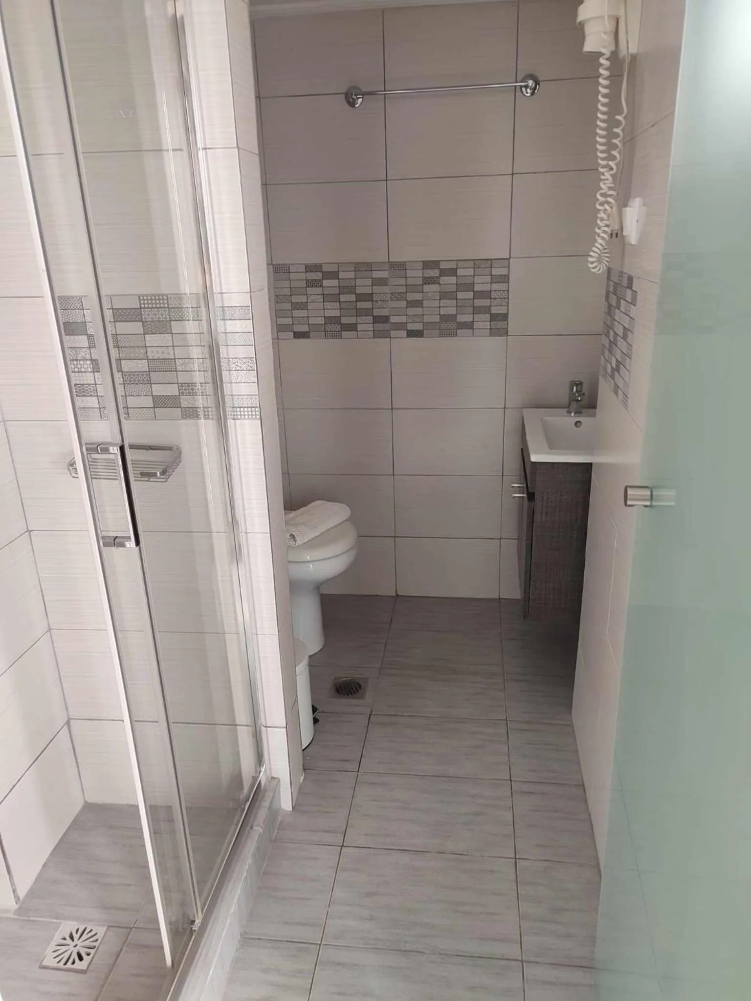 Toilet in Posidonio Hotel