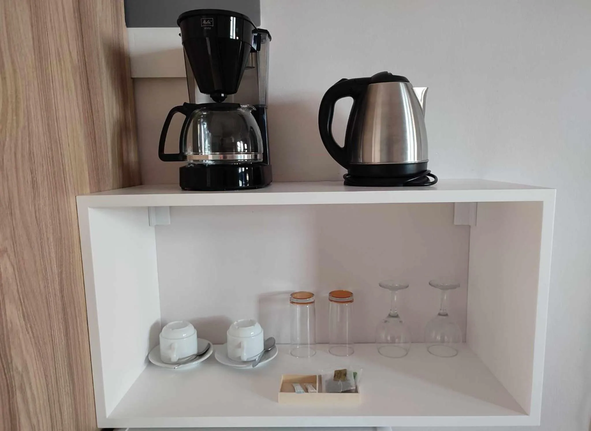 Coffee/tea facilities in Posidonio Hotel