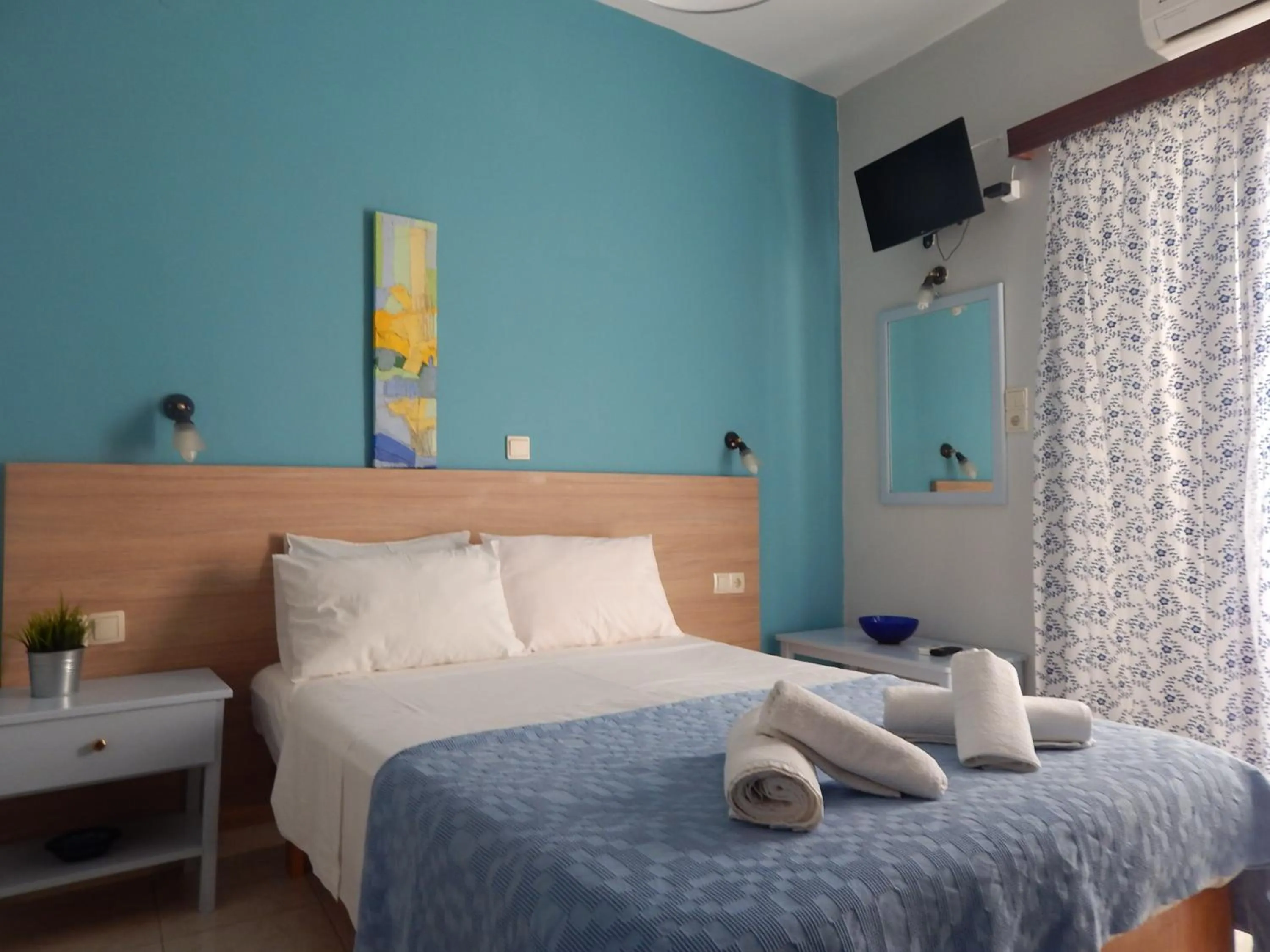 Photo of the whole room, Bed in Posidonio Hotel