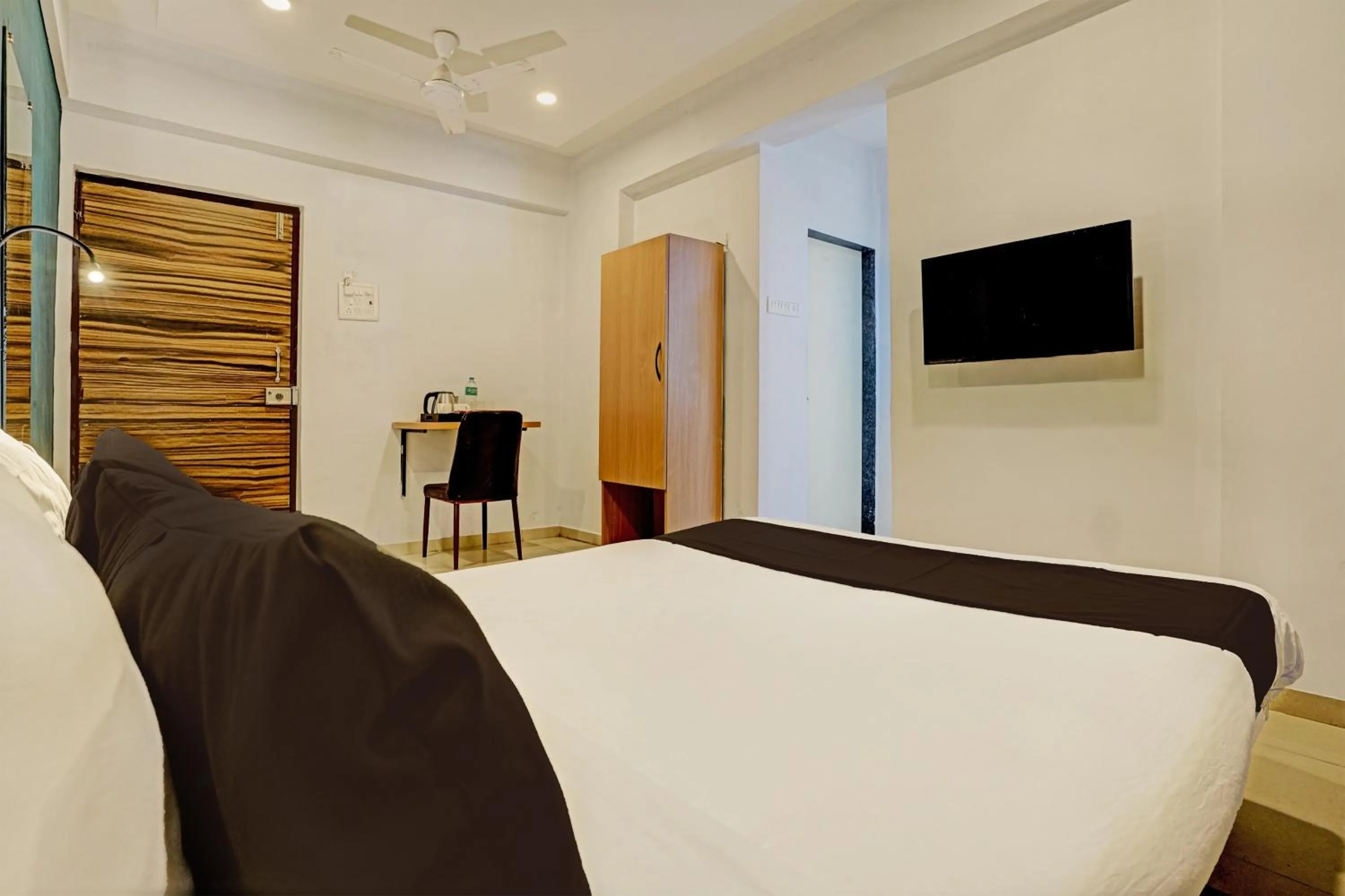 Bedroom in Super Hotel O Bhumi World