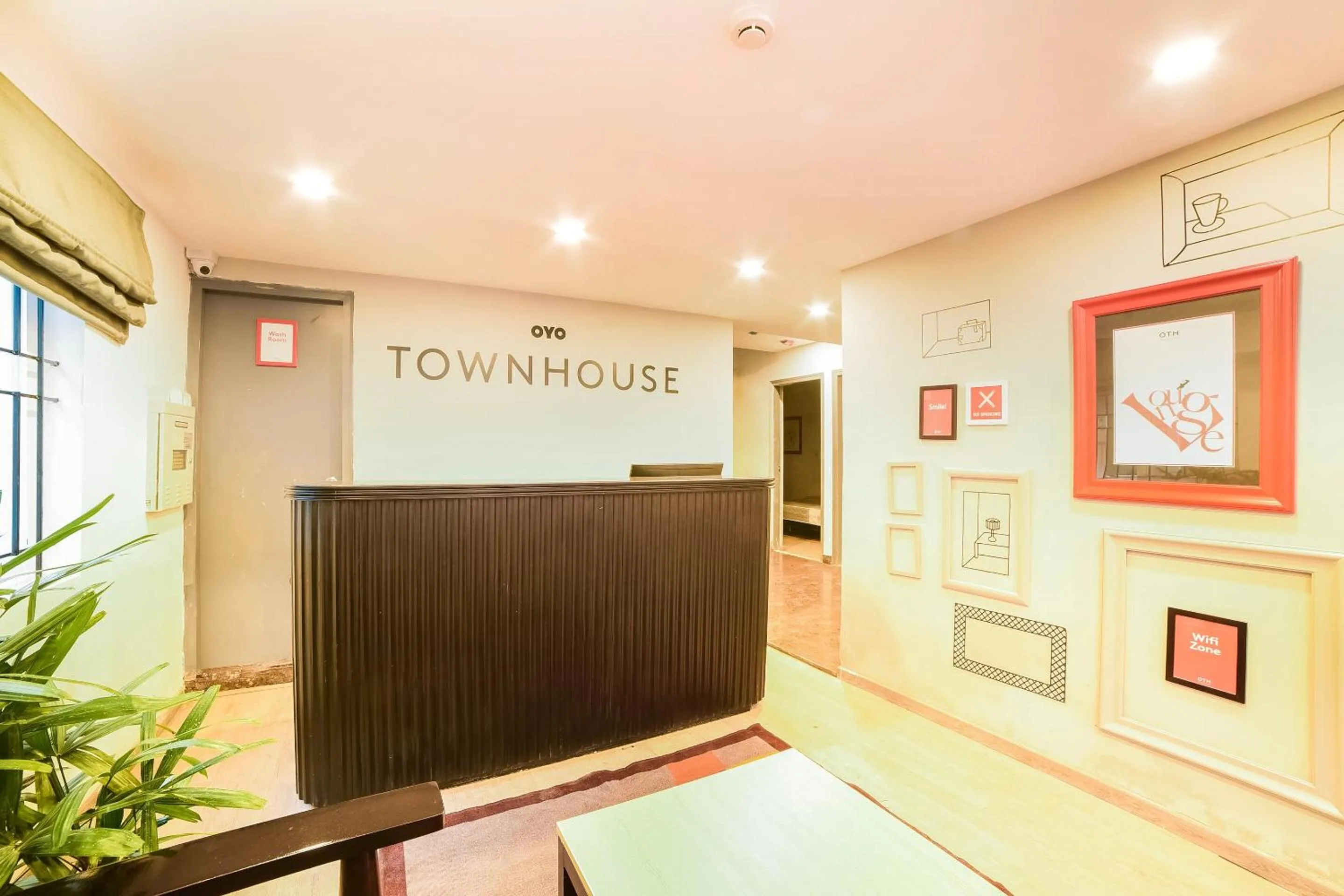 Lobby or reception in Townhouse Varthur Main Road Near Nexus Whitefield (The Forum Neighbourhood Mall)