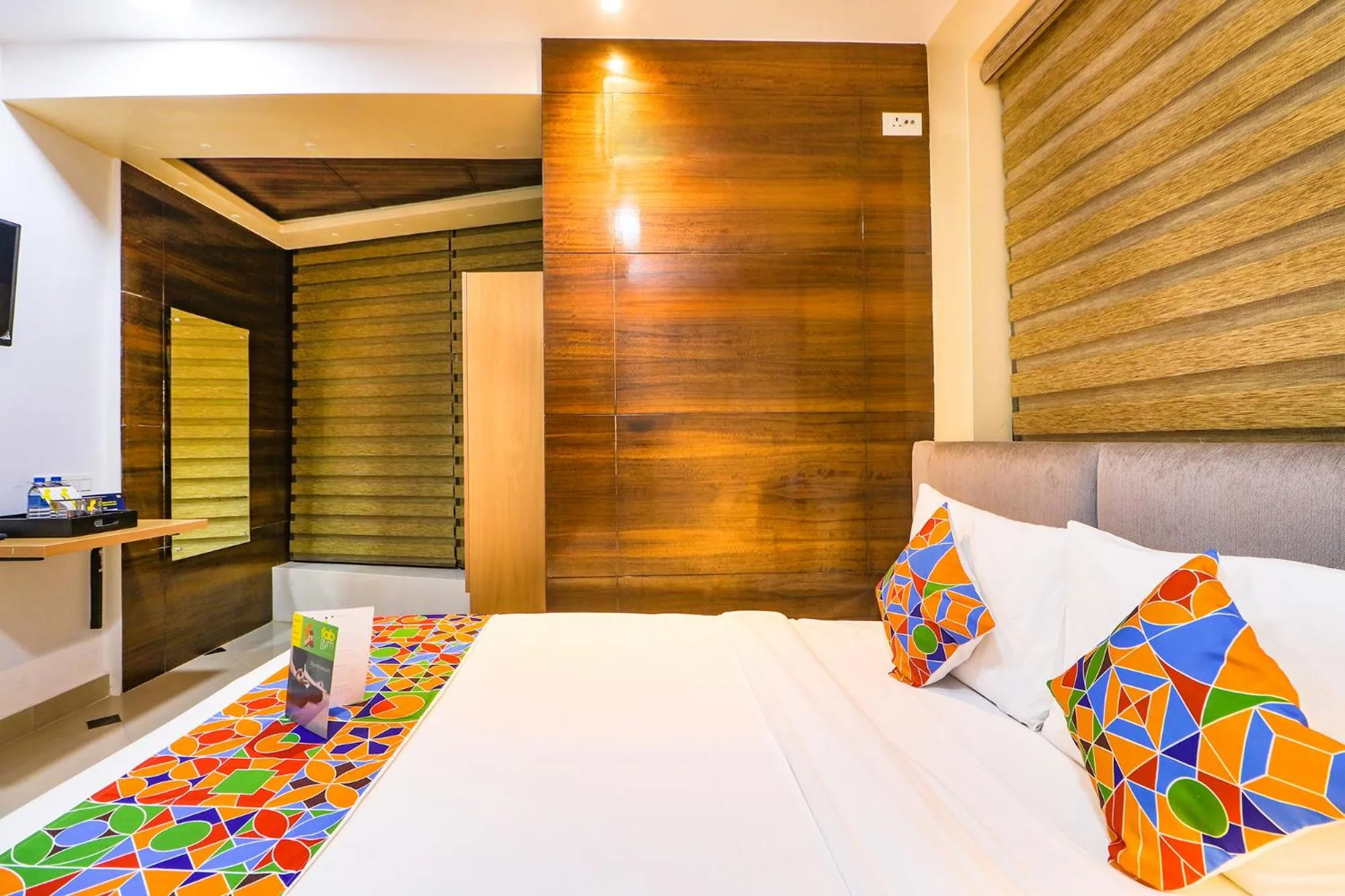 Bed in FabHotel Azure Sky - Nr Ruby Hospital