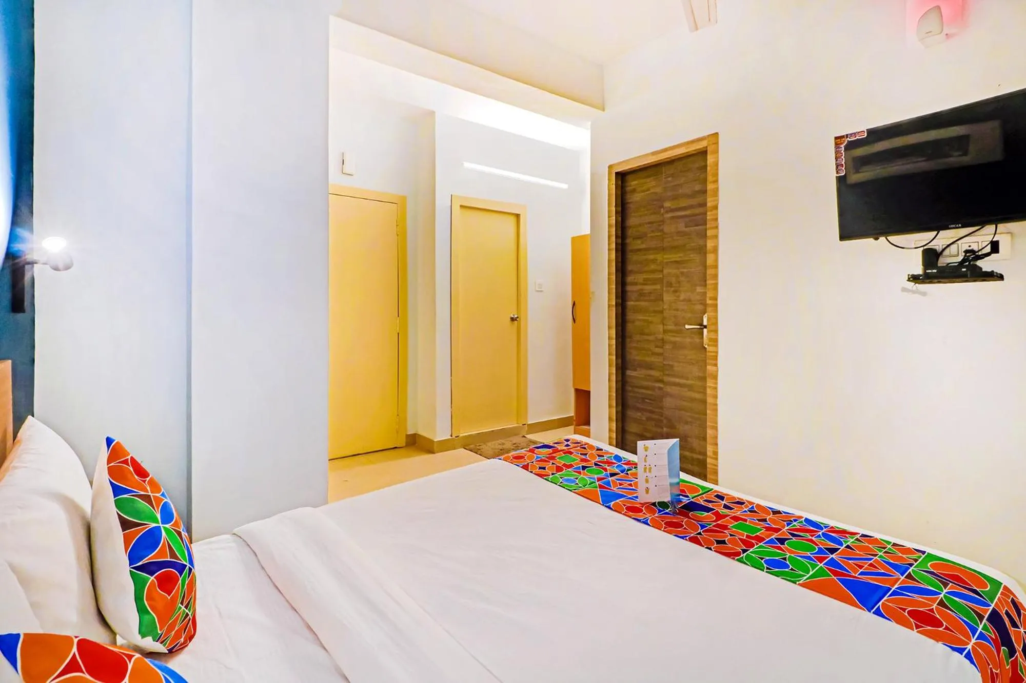 Bed in FabHotel Azure Sky - Nr Ruby Hospital