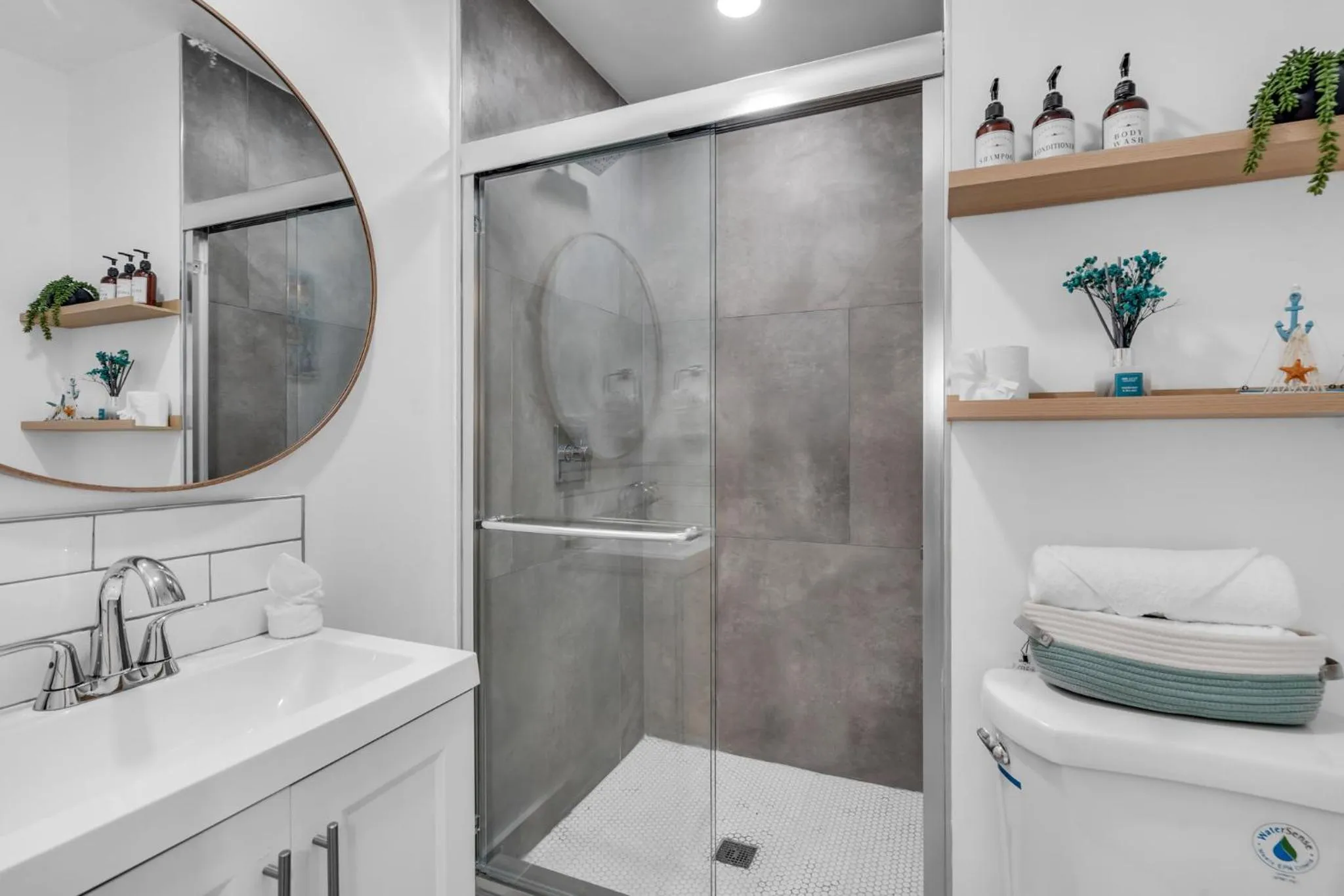 Bathroom in Galleria Apartments By Lowkl