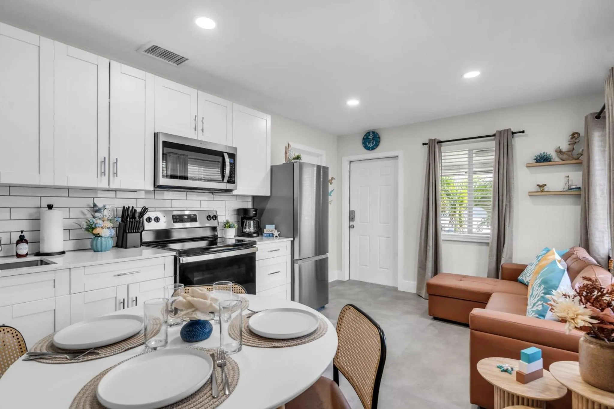 Living room in Galleria Apartments By Lowkl