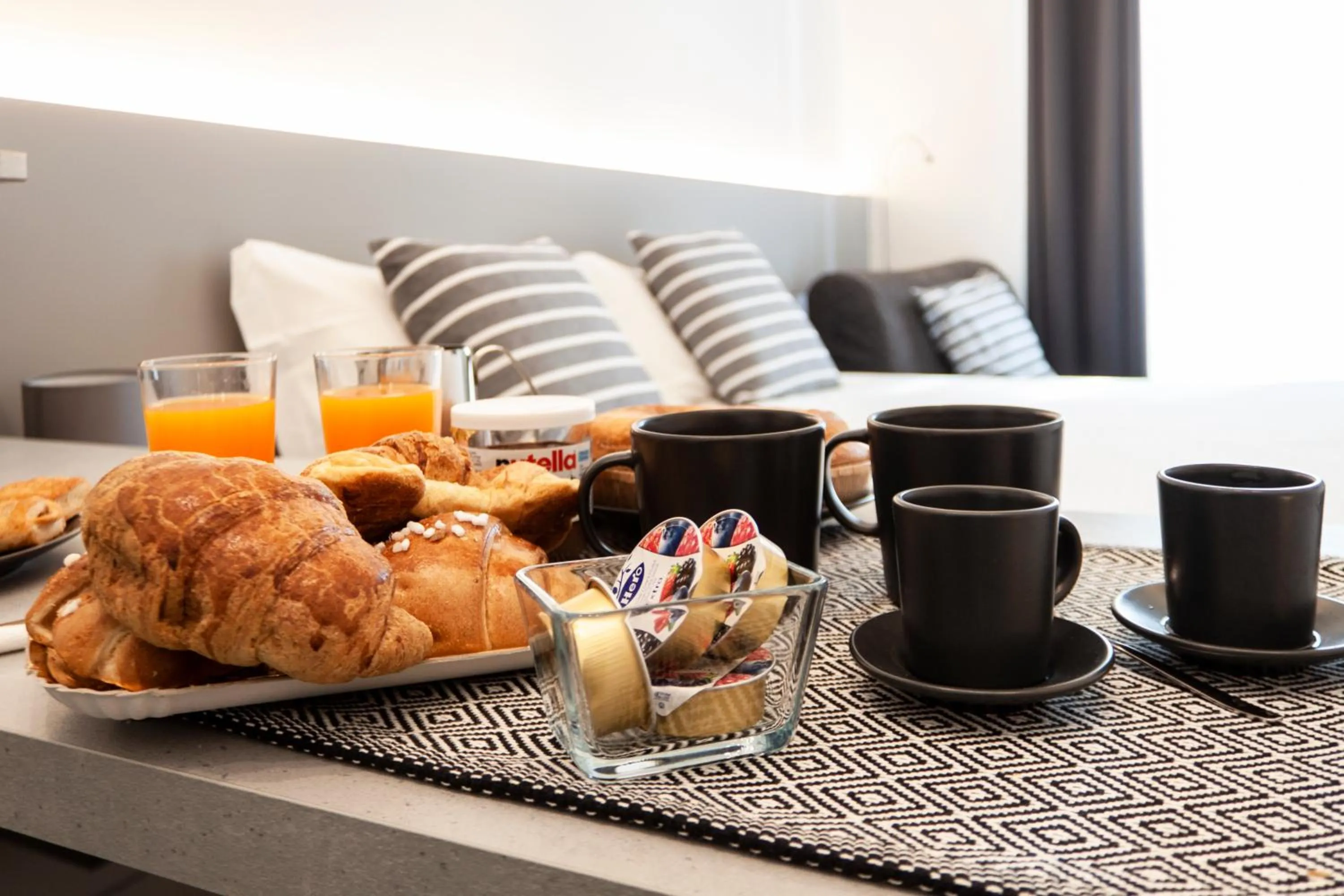 Breakfast in VESUCHARME SUITE Luxury Room