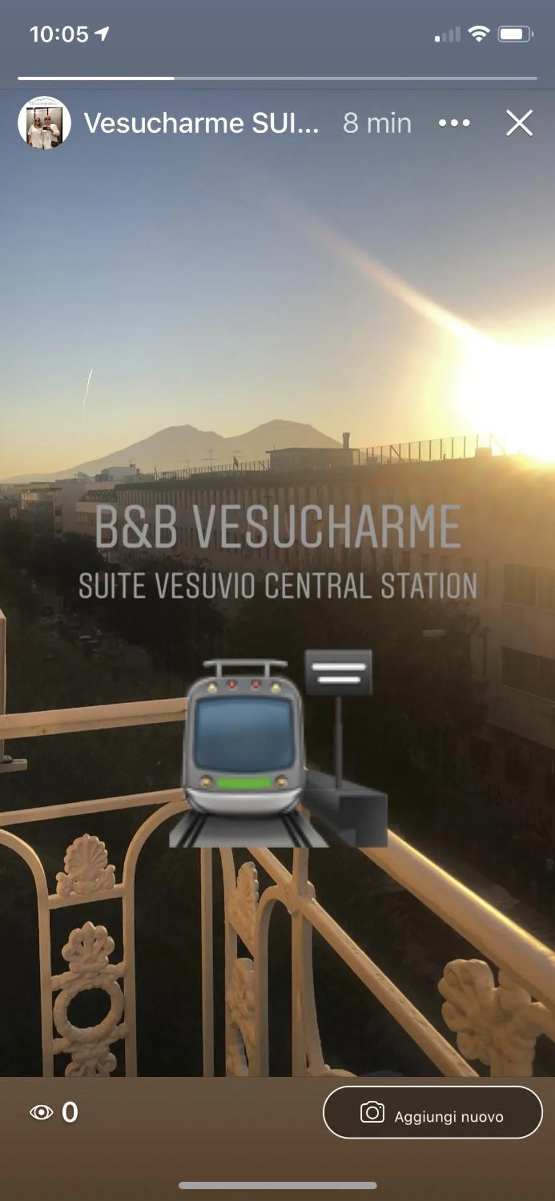 Property building in VESUCHARME SUITE Luxury Room