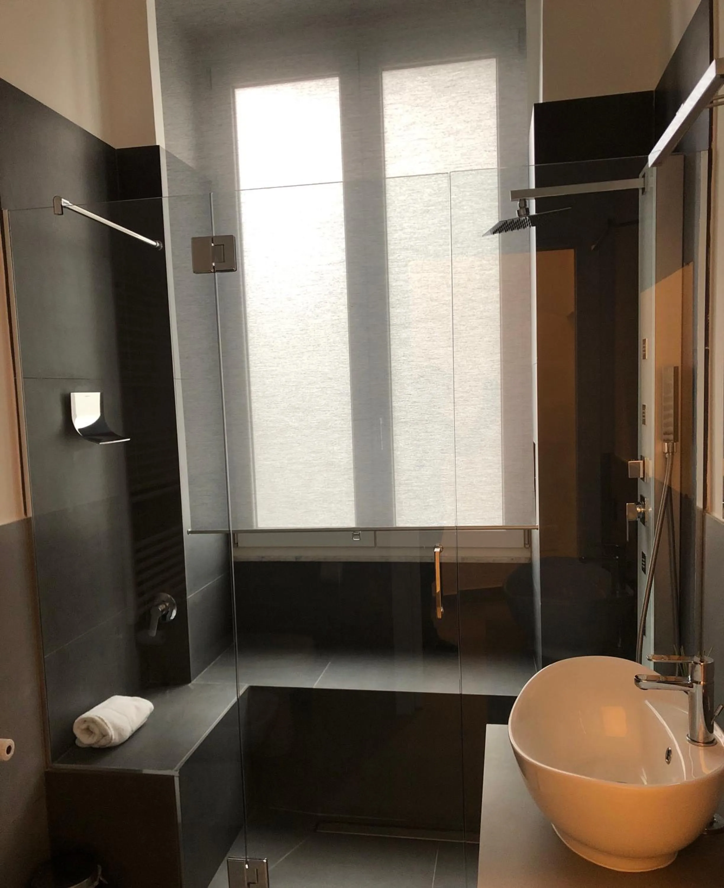 Toilet in VESUCHARME SUITE Luxury Room