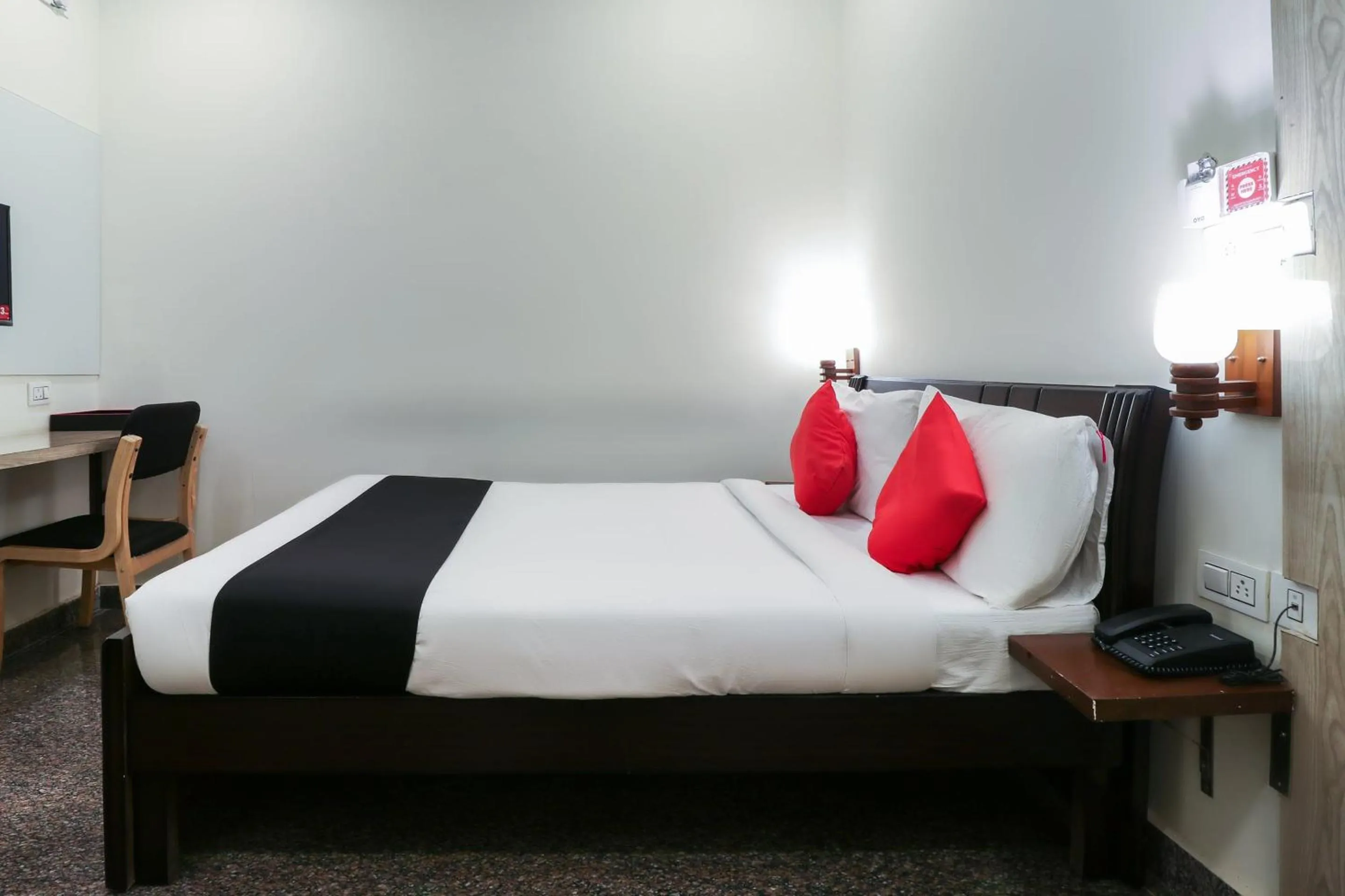 Bedroom, Bed in Capital O GN Suites