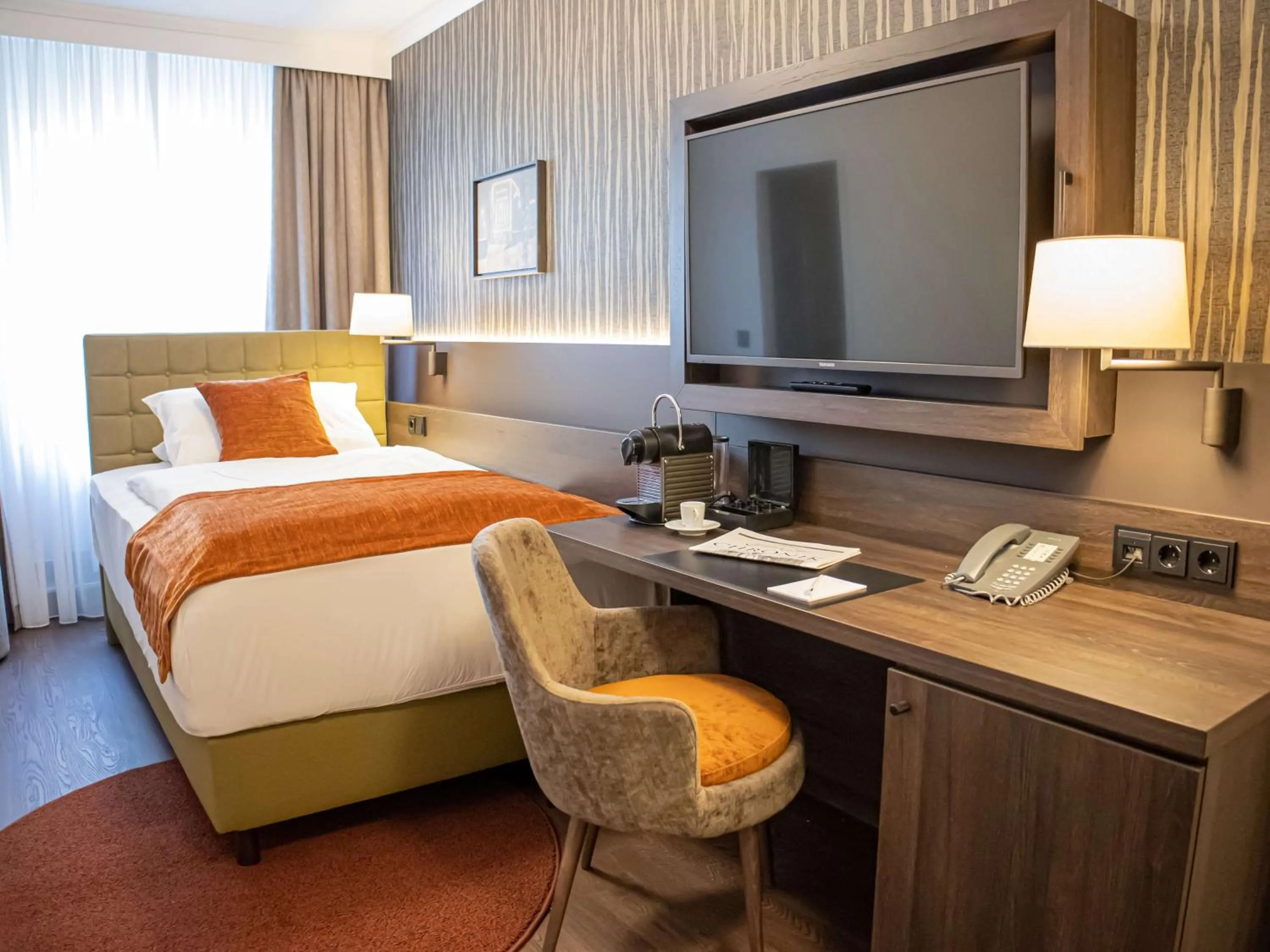 Bedroom, Bed in Hotel Essener Hof; Sure Hotel Collection by Best Western