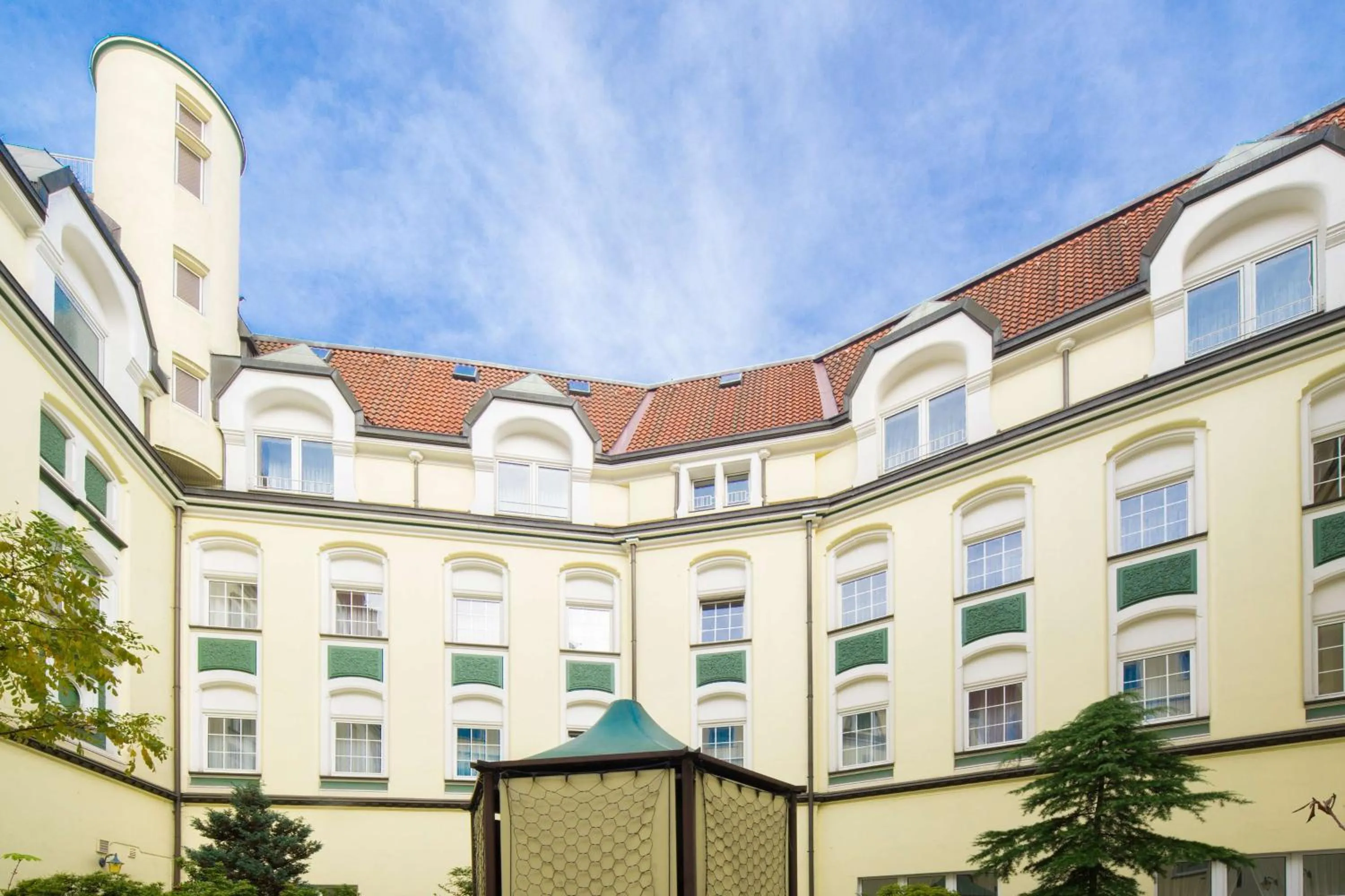 Property building in Hotel Essener Hof; Sure Hotel Collection by Best Western