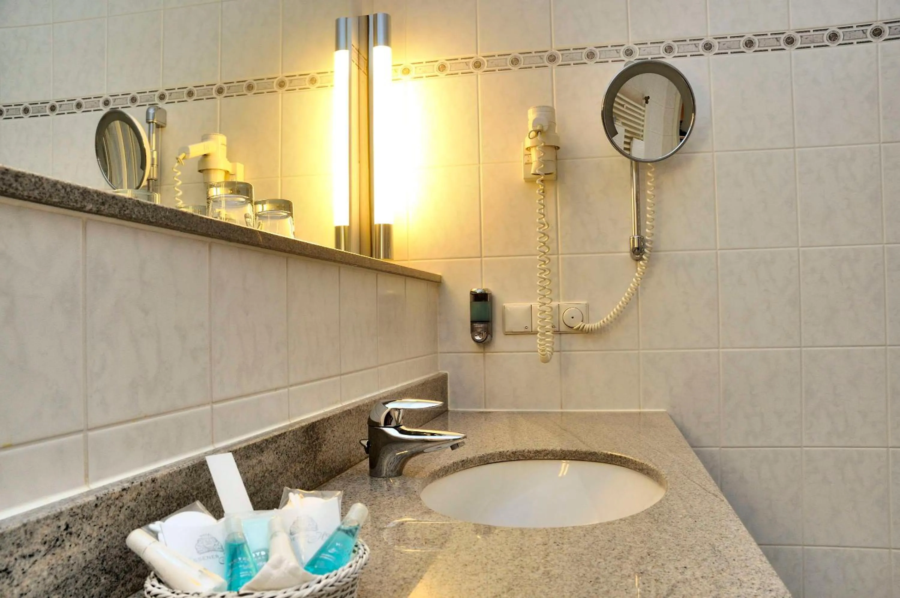 Bathroom in Hotel Essener Hof; Sure Hotel Collection by Best Western