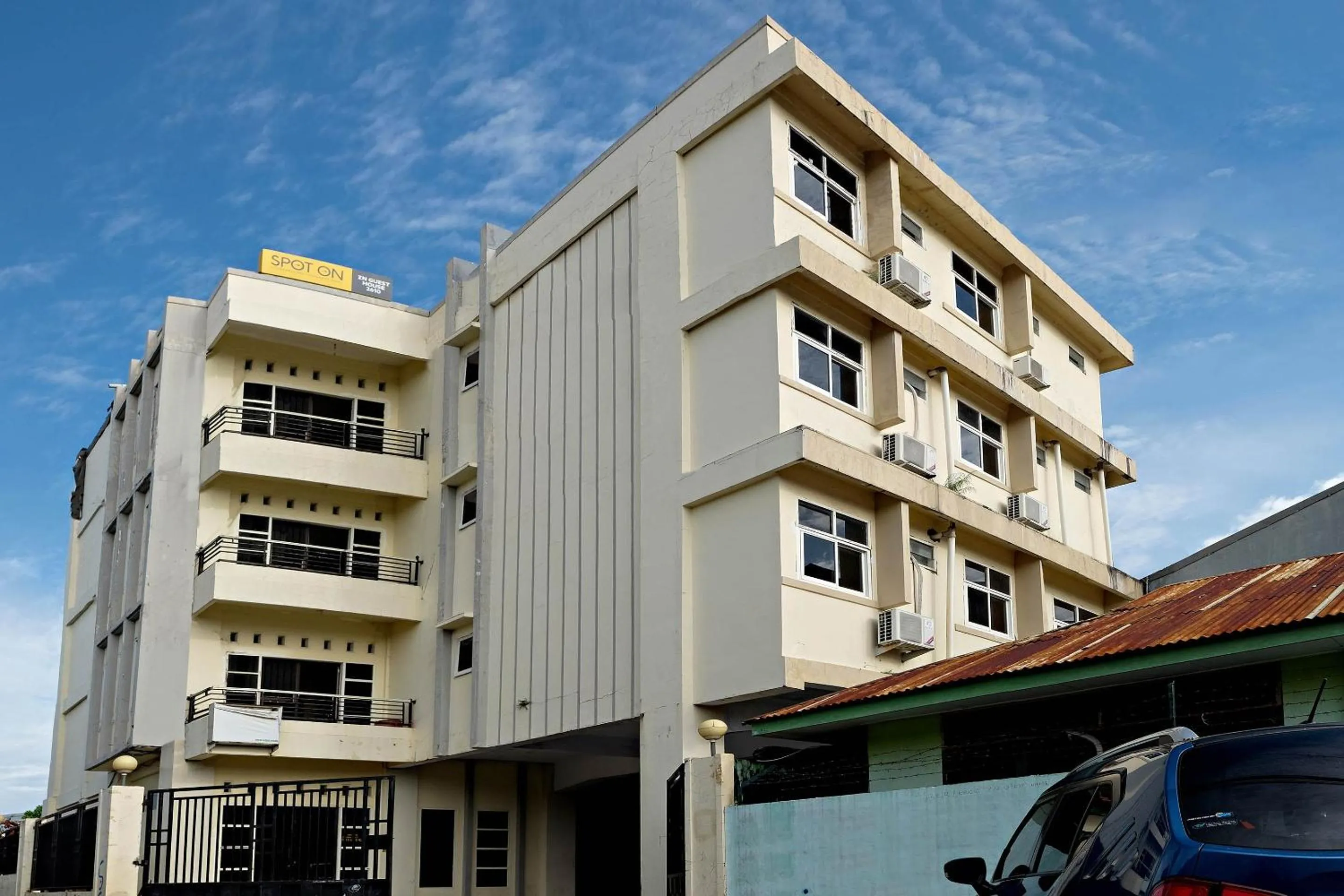 Facade/entrance in Hotel O Zn Guest House