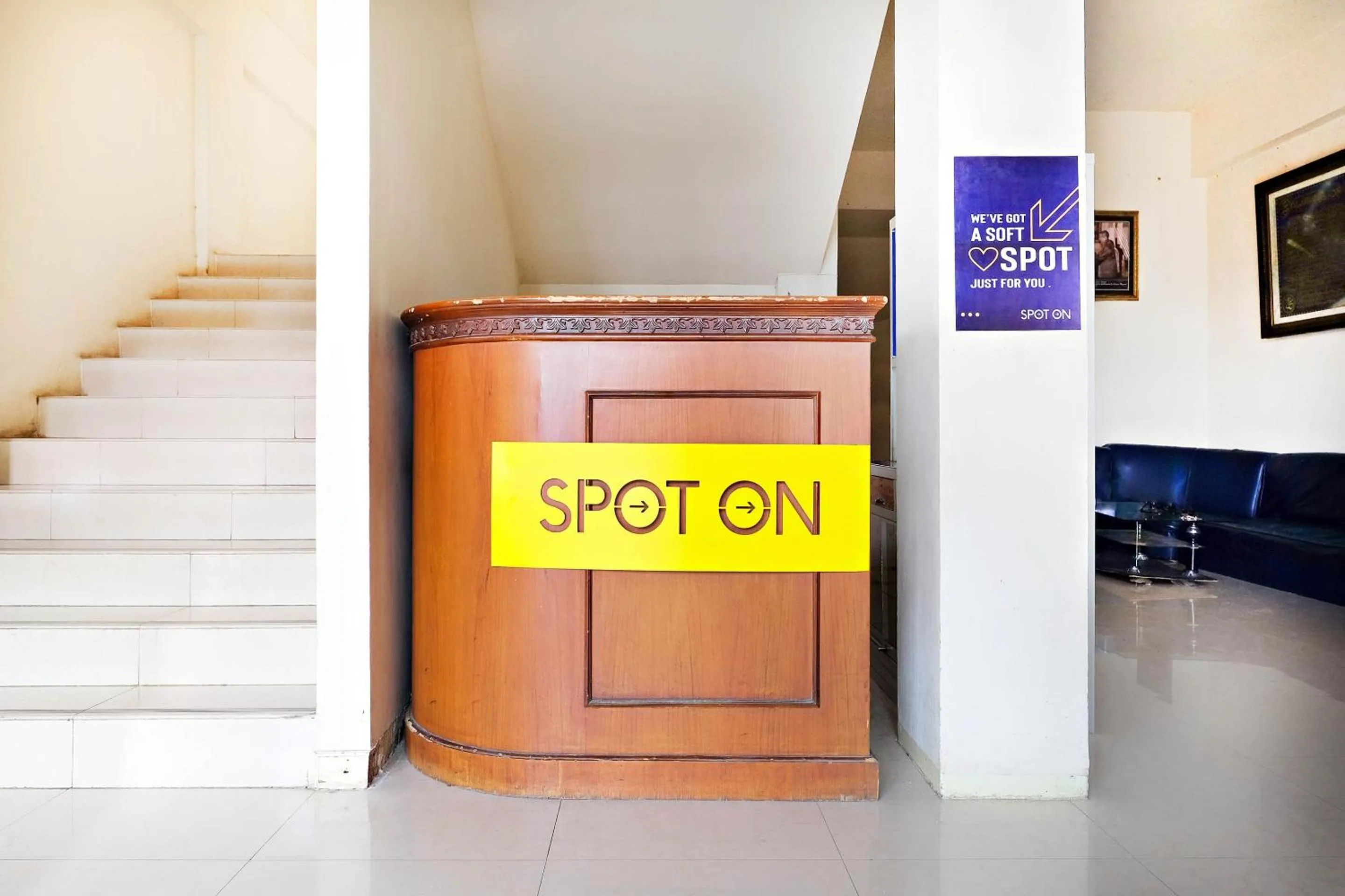 Lobby or reception in Hotel O Zn Guest House