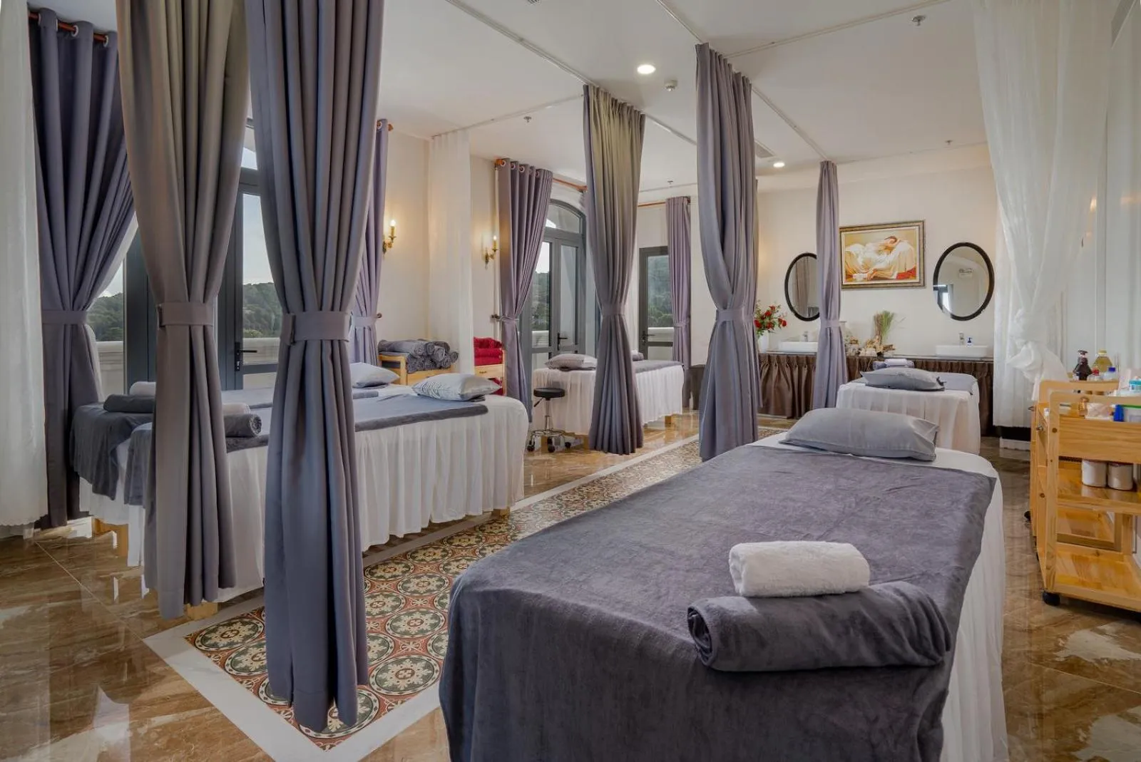 Massage, Bed in AVS Hotel Phu Quoc