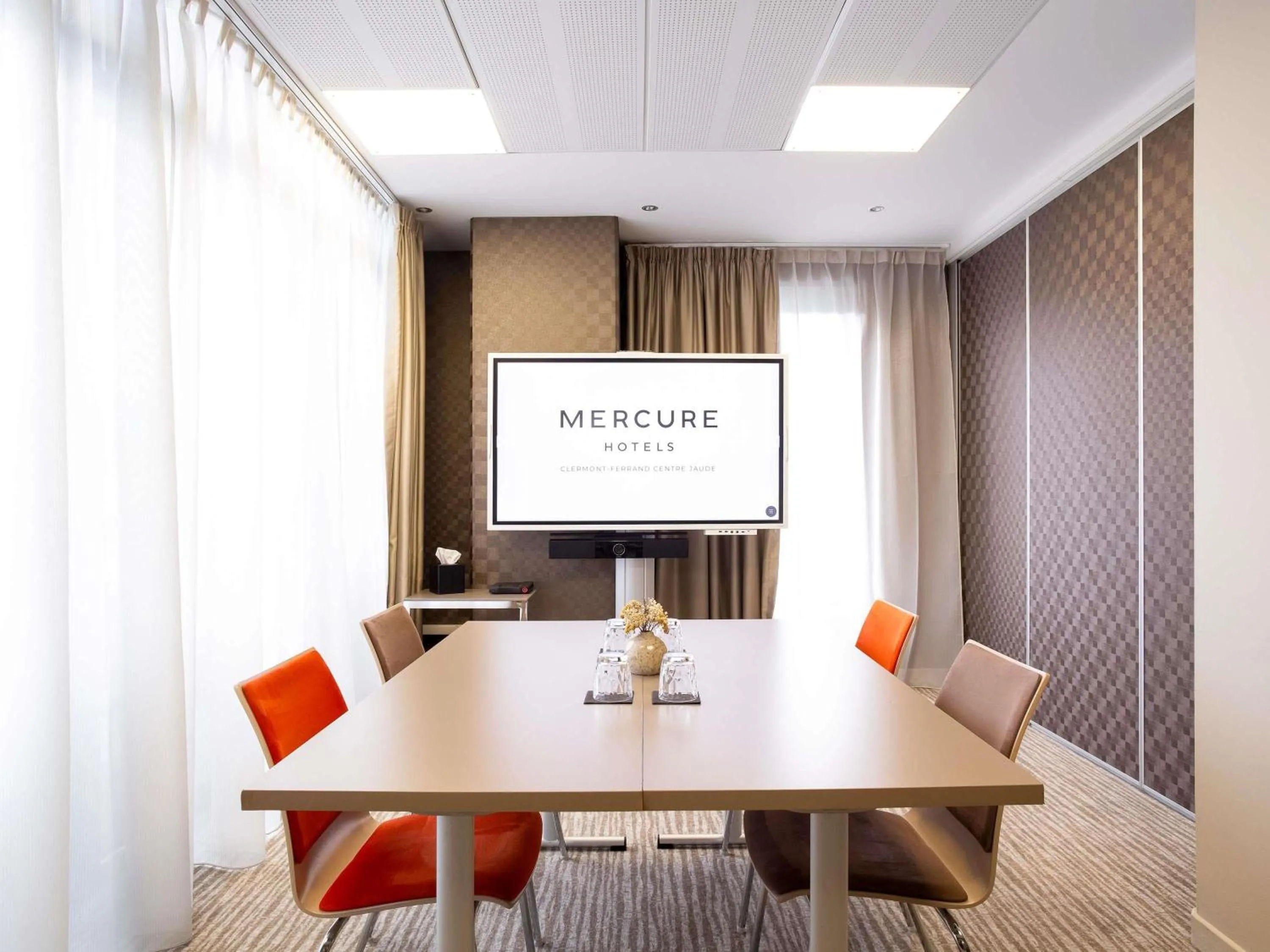 Meeting/conference room in Mercure Clermont Ferrand centre Jaude