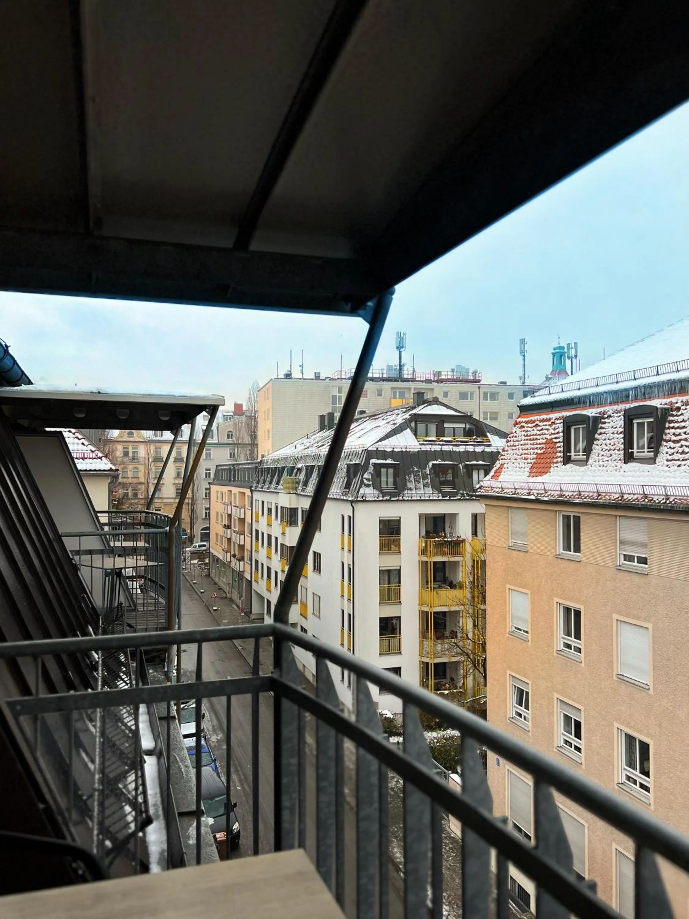 Quiet street view in Hotel Prinz