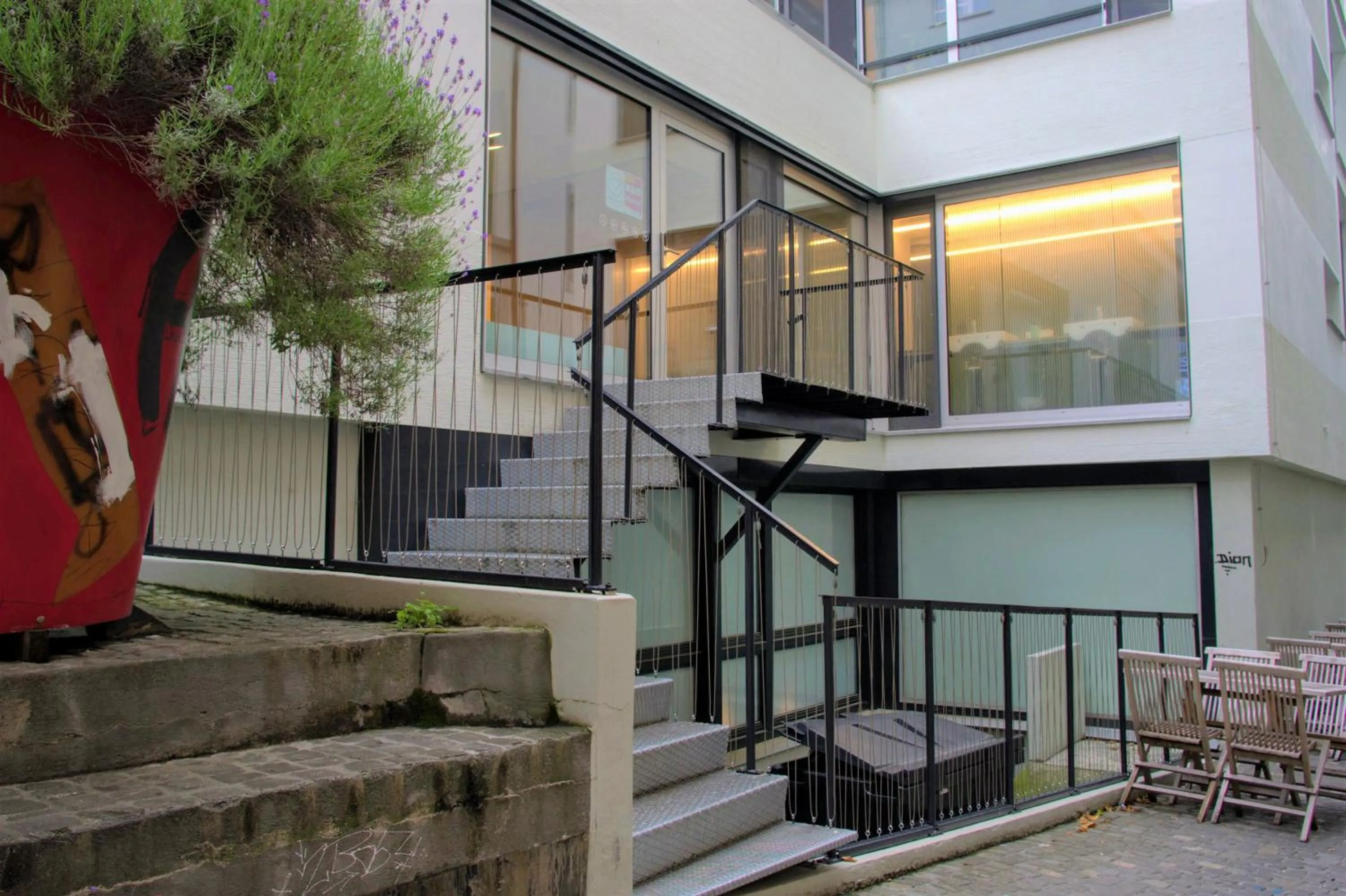 Property building in Green Marmot Capsule Hotel Zürich