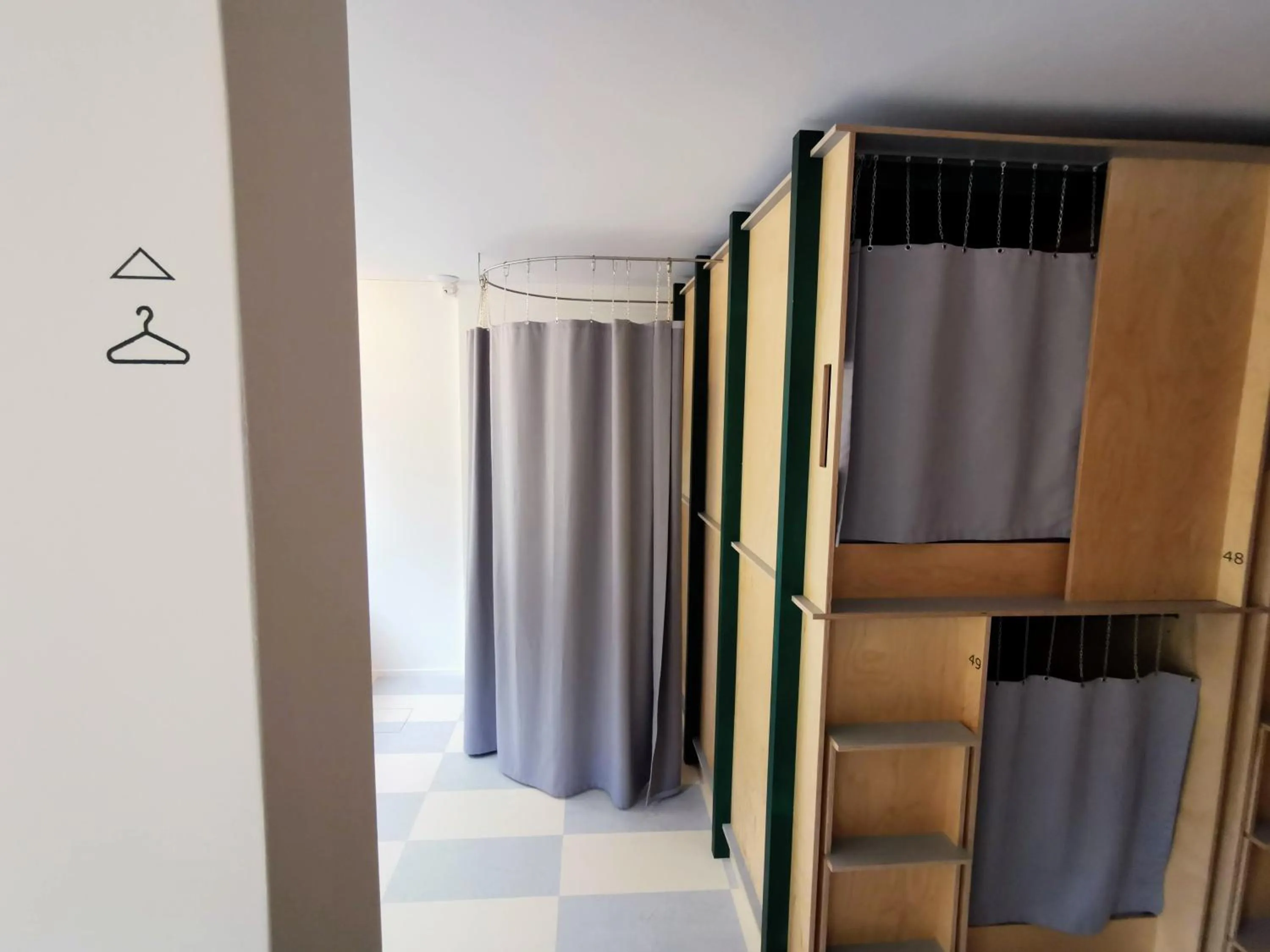 bunk bed, Bed in Green Marmot Capsule Hotel Zürich