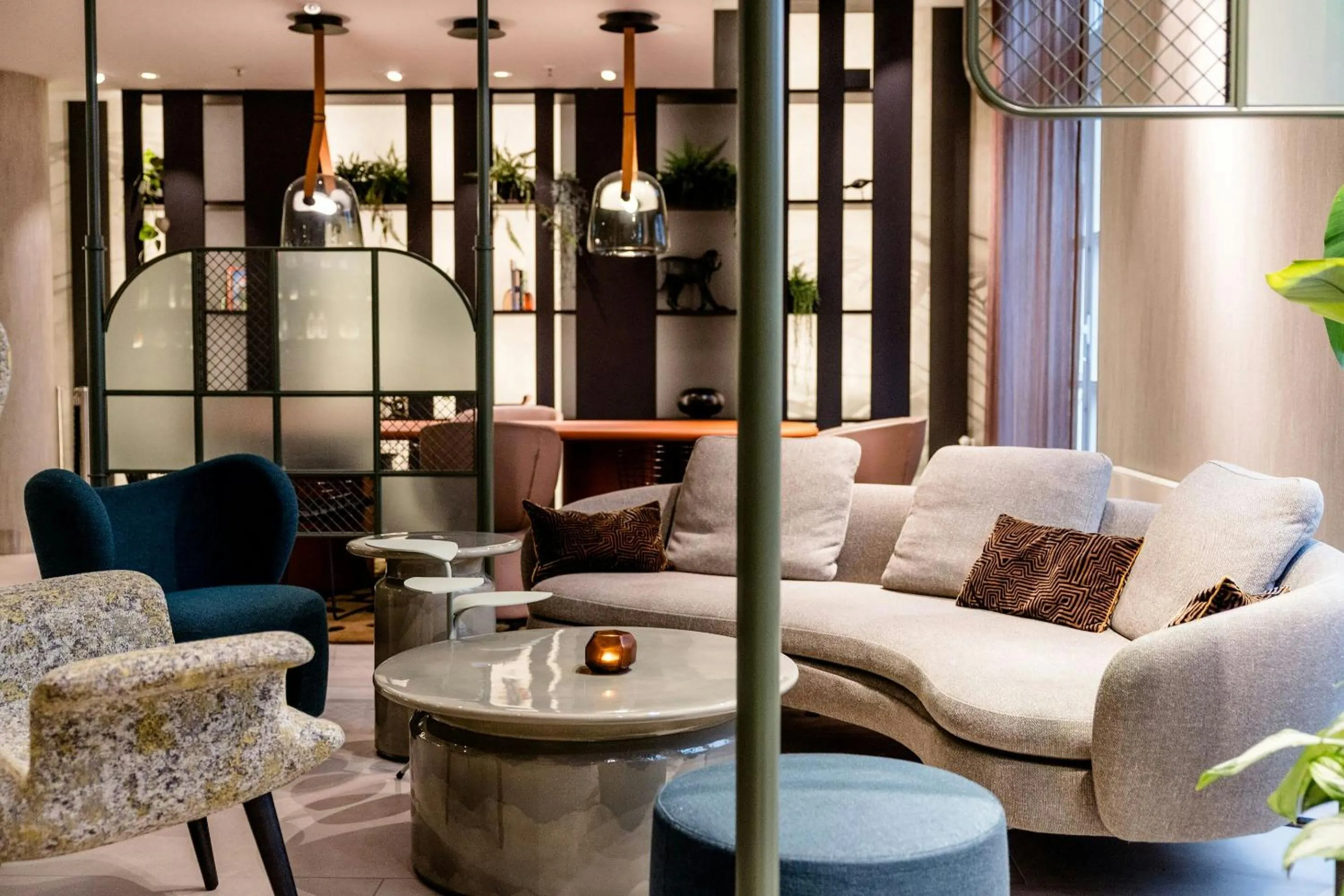 Lounge or bar in Motel One Frankfurt-Hauptbahnhof